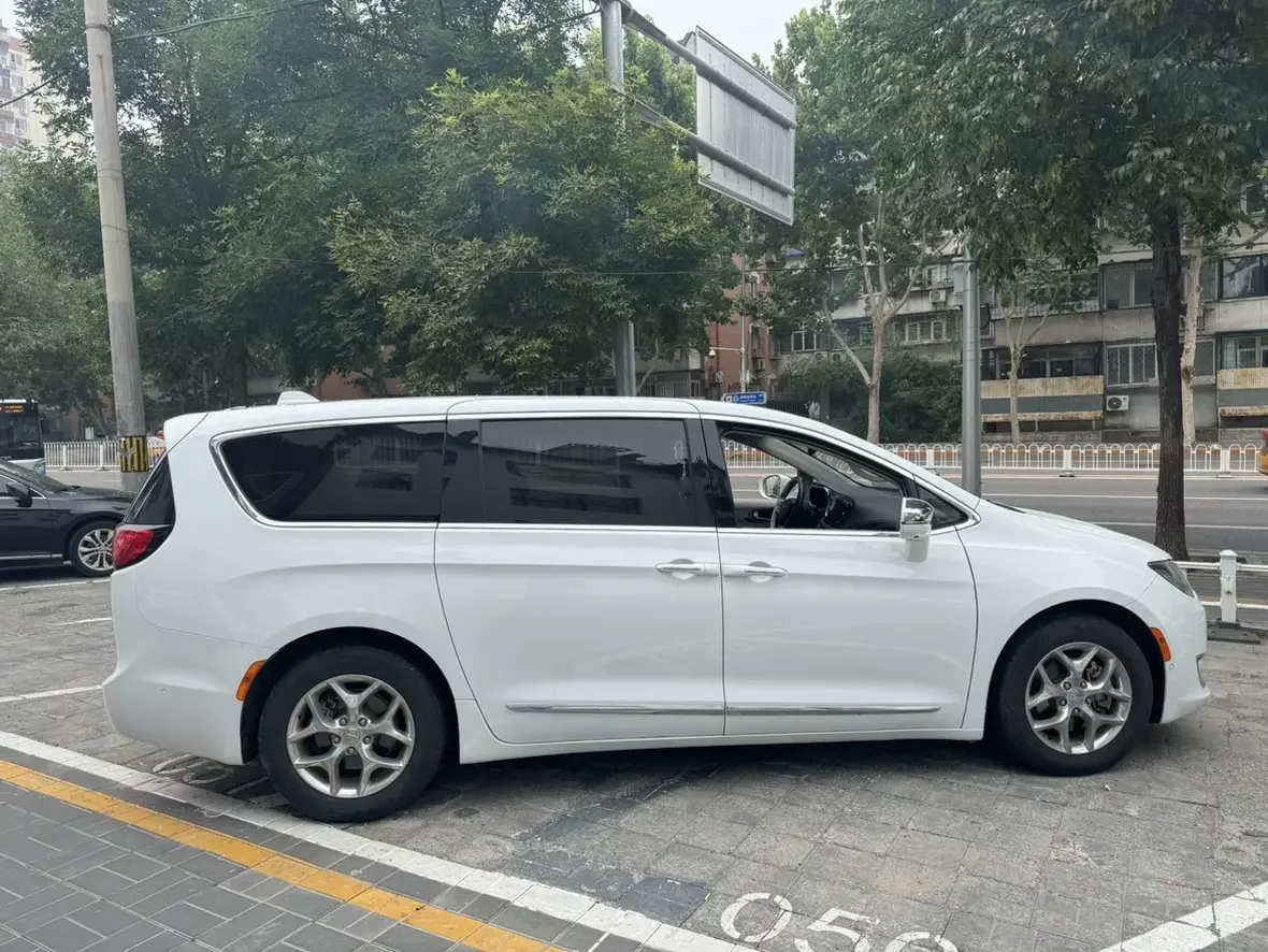 Chrysler Grand Voyager