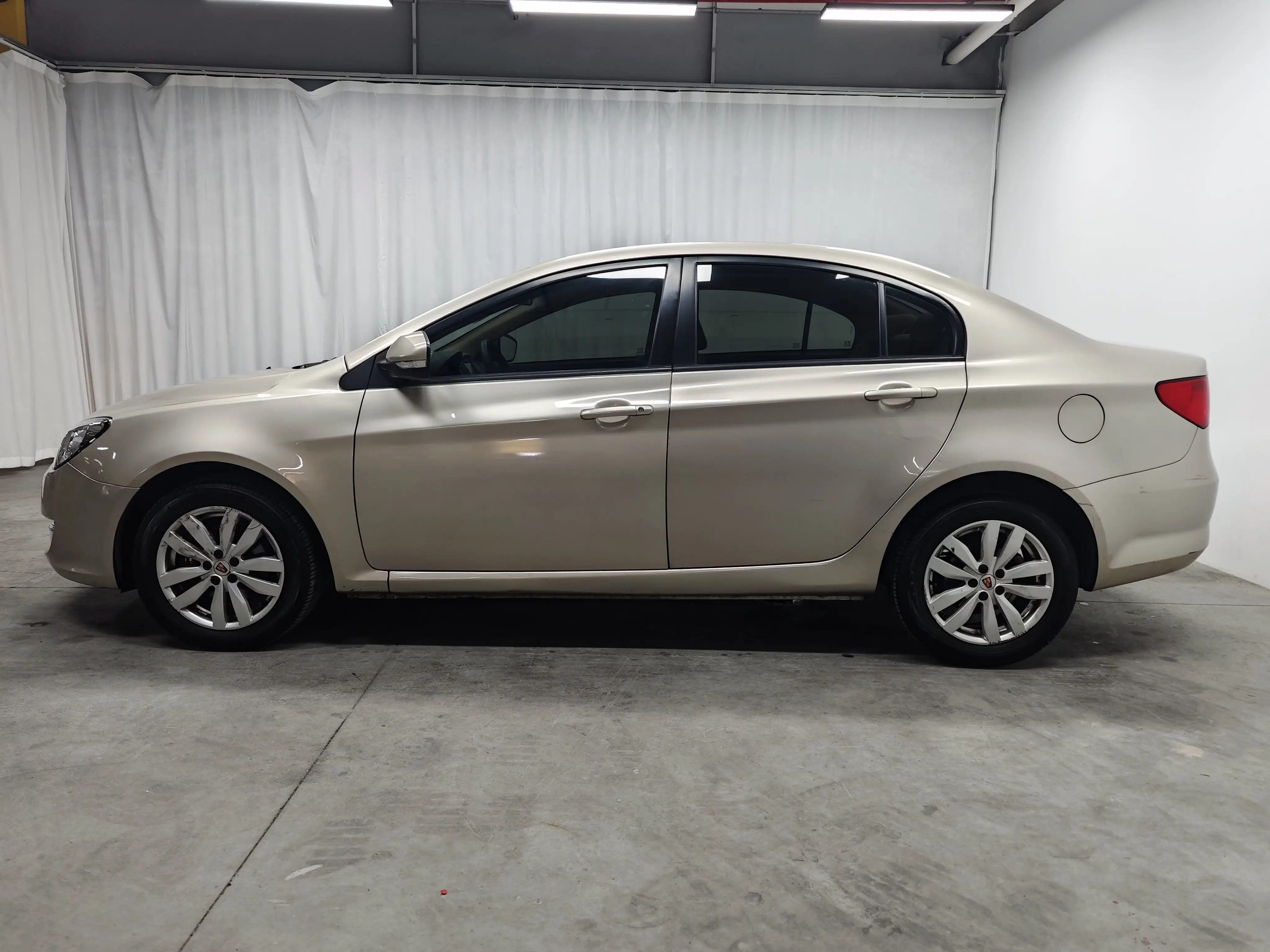 Roewe 350