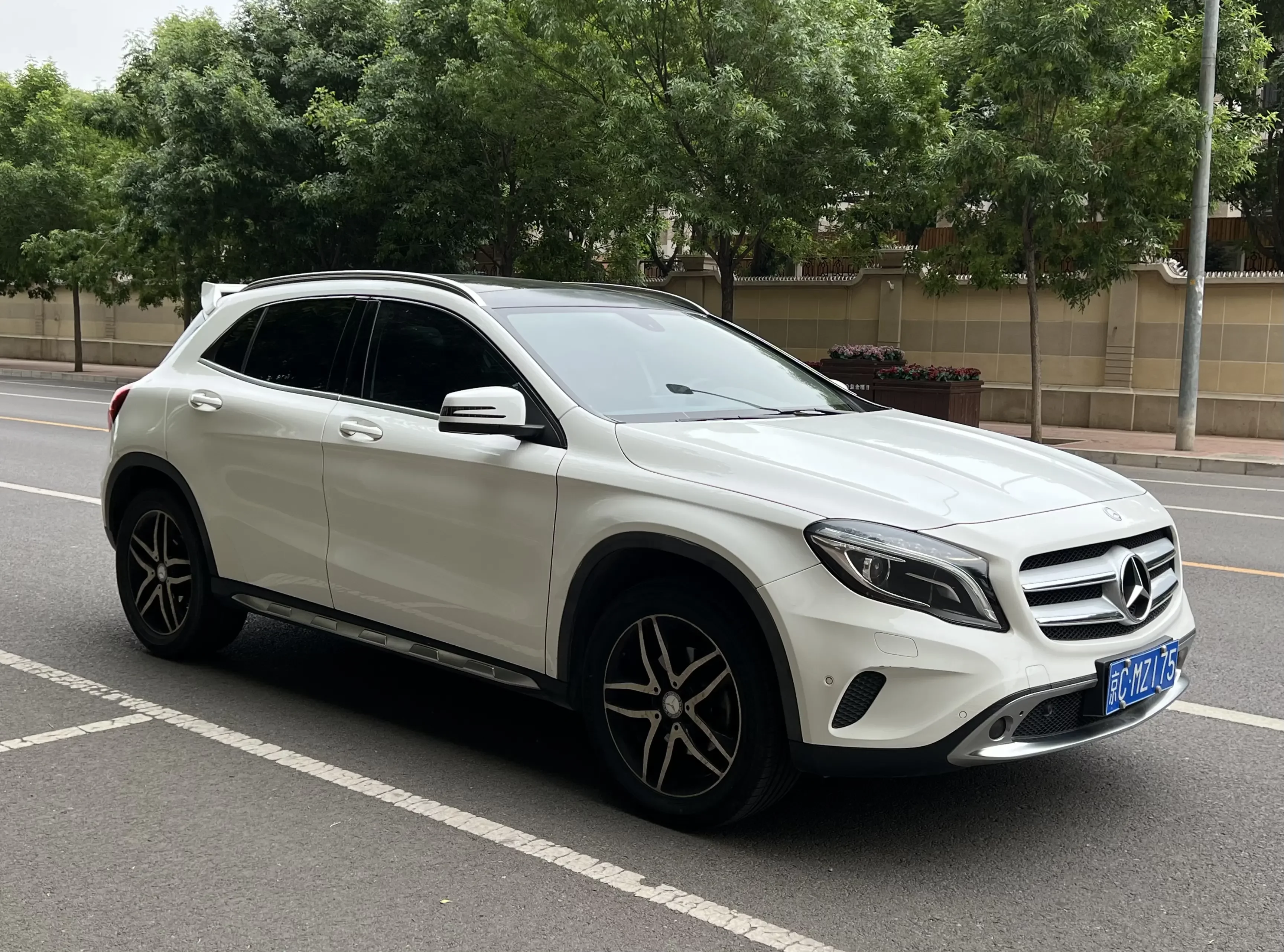 Mercedes-Benz GLA