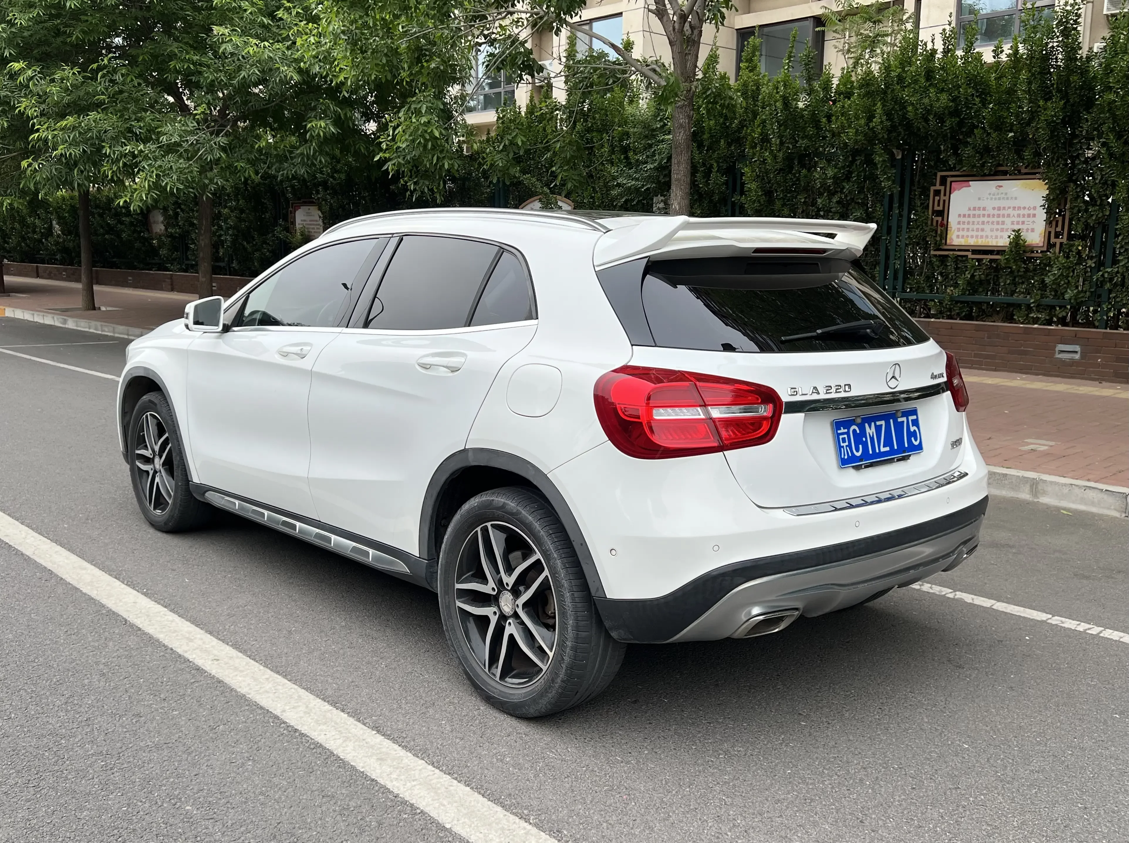 Mercedes-Benz GLA