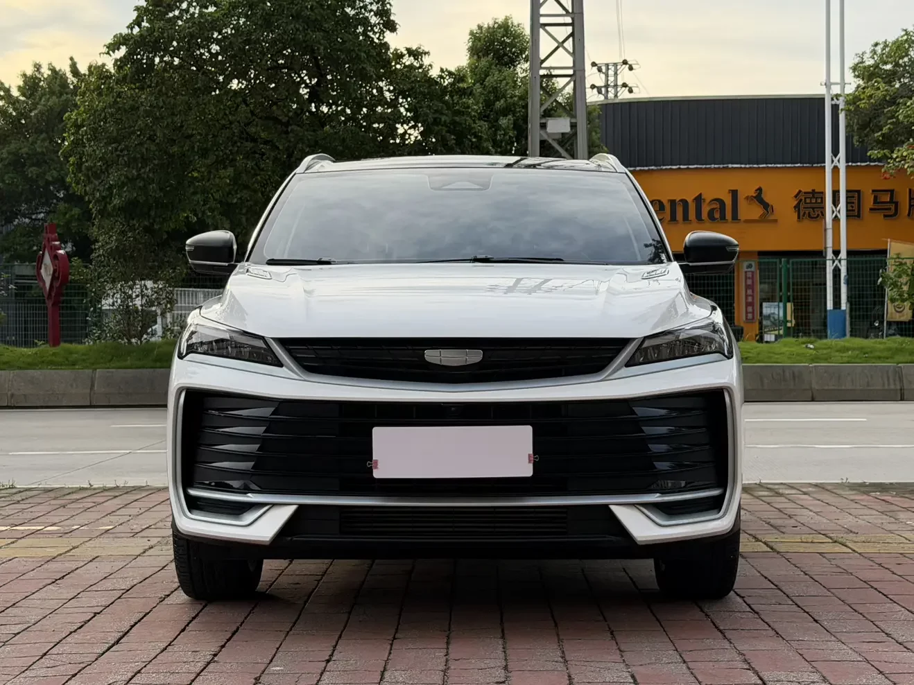 Geely Coolray SX11