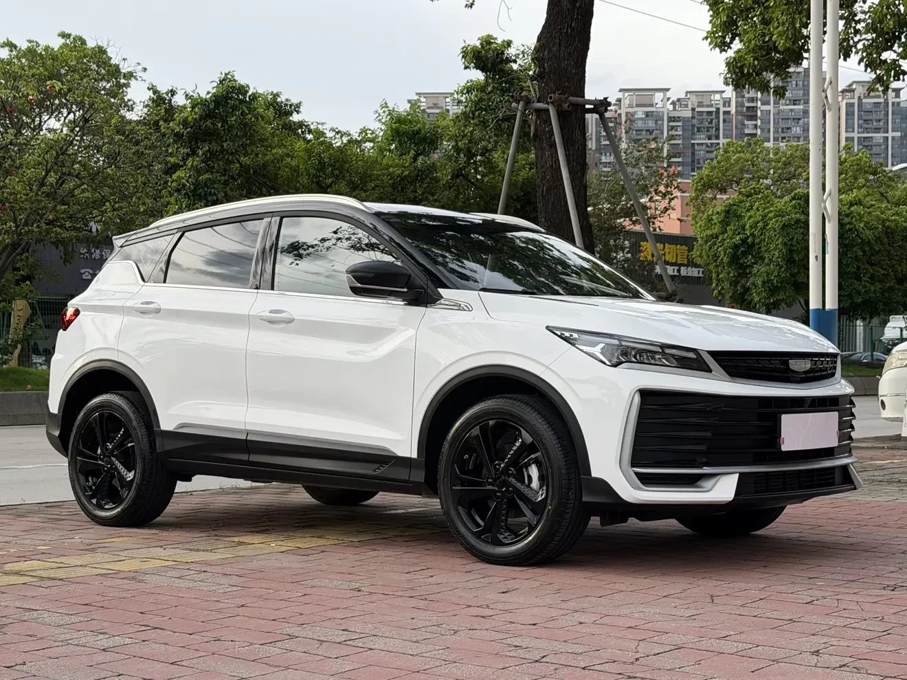 Geely Coolray SX11