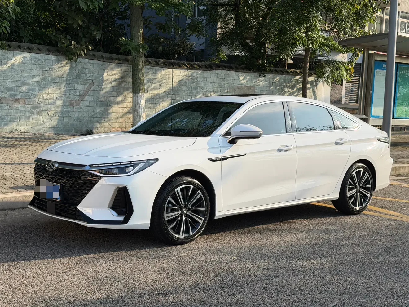 Chery Arrizo 8