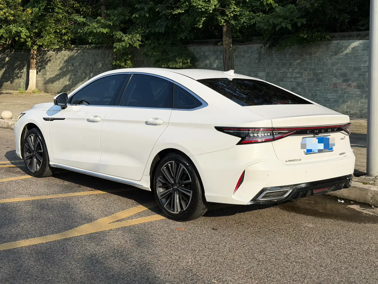 Chery Arrizo 8