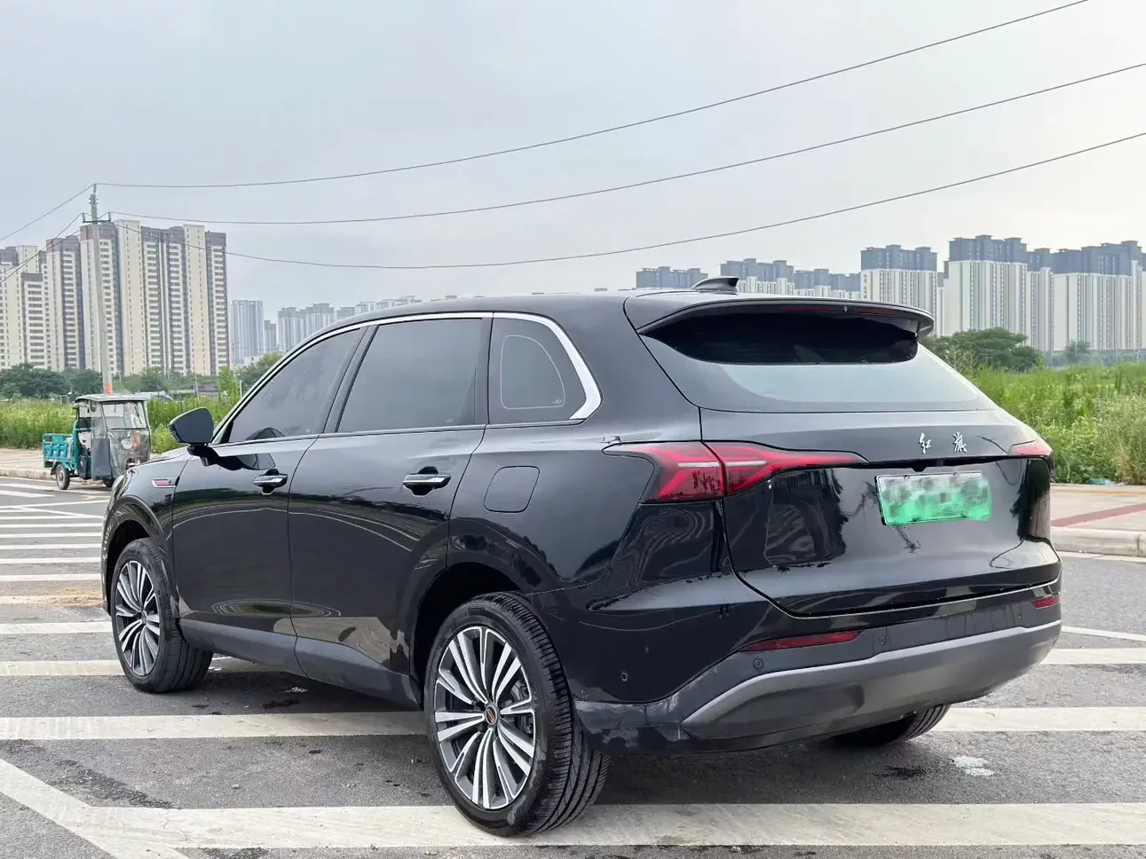 Hongqi HS6 PHEV
