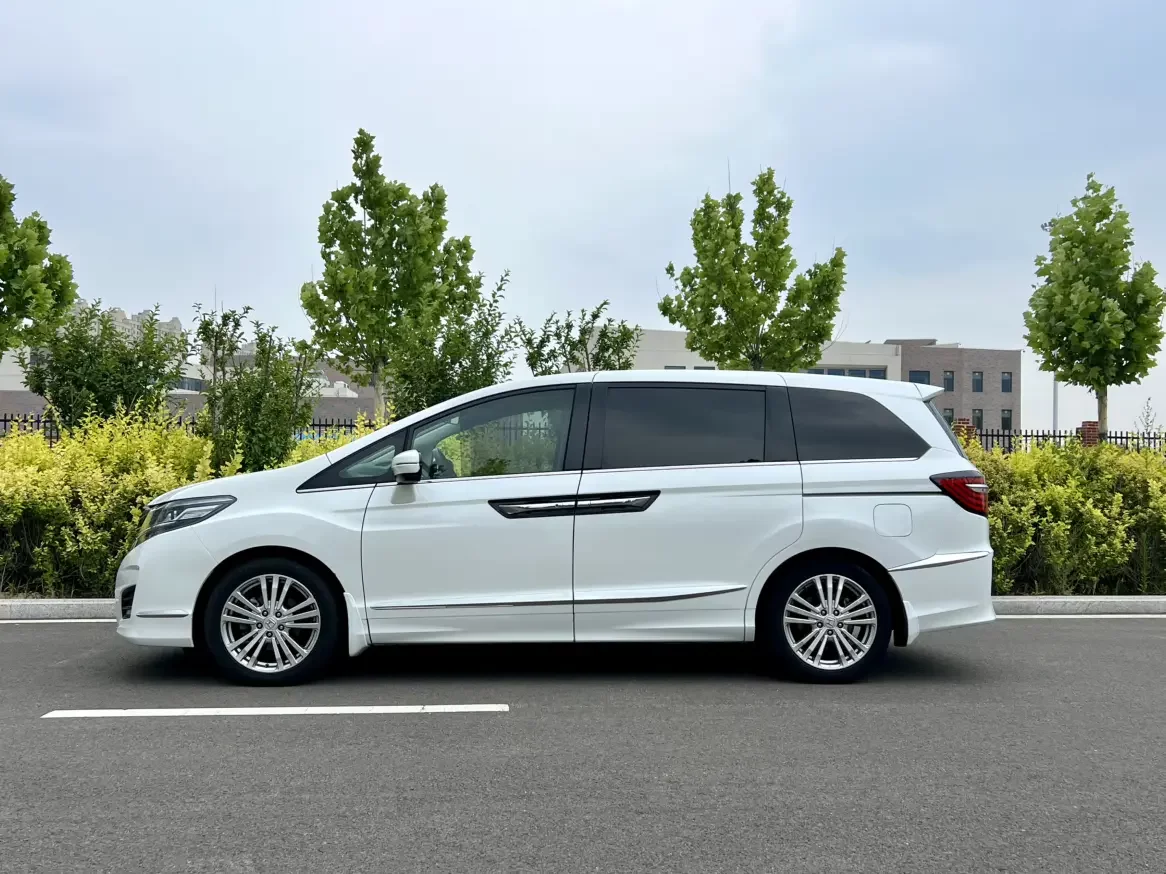 Honda Elysion