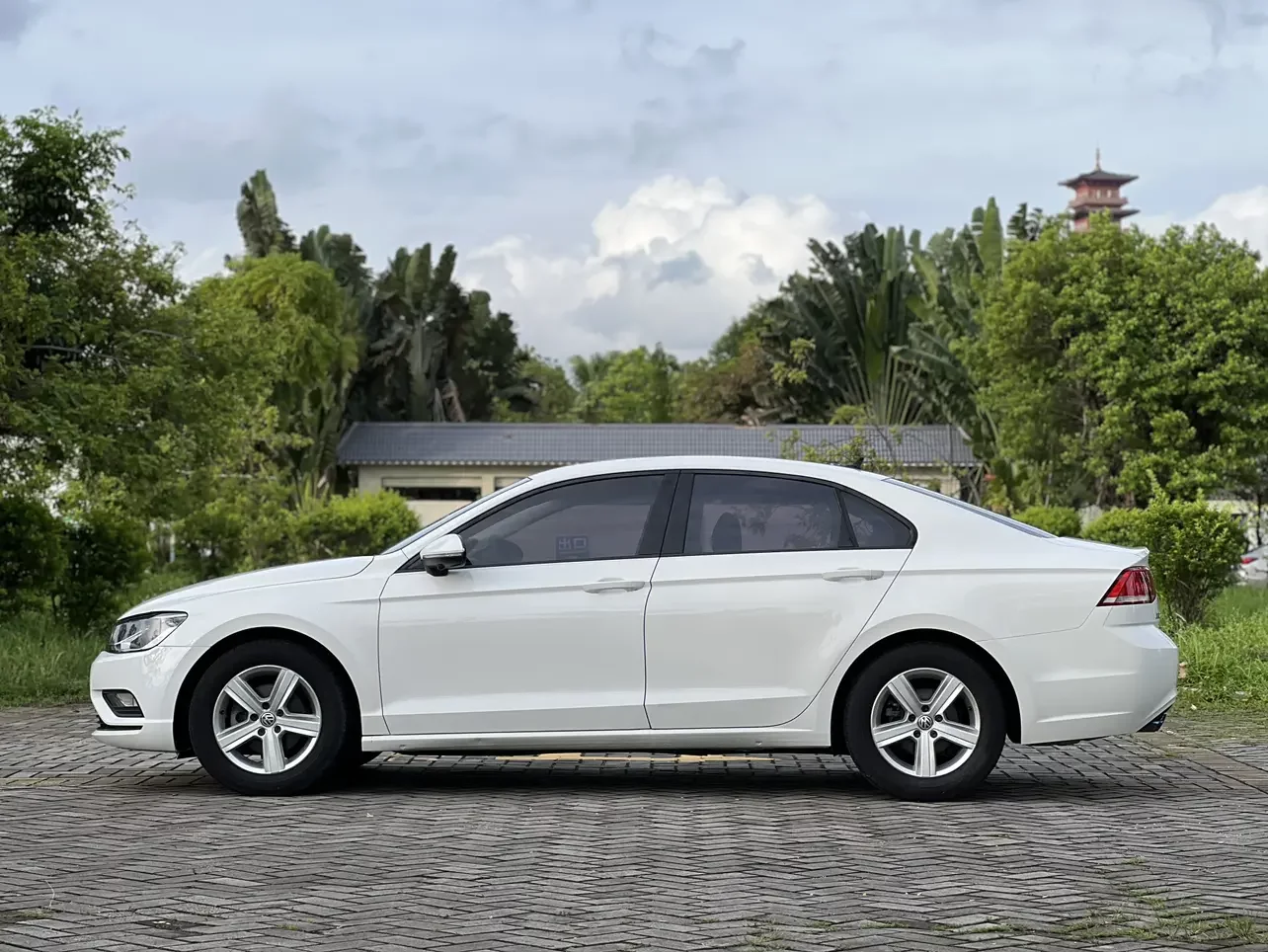 Volkswagen Lamando