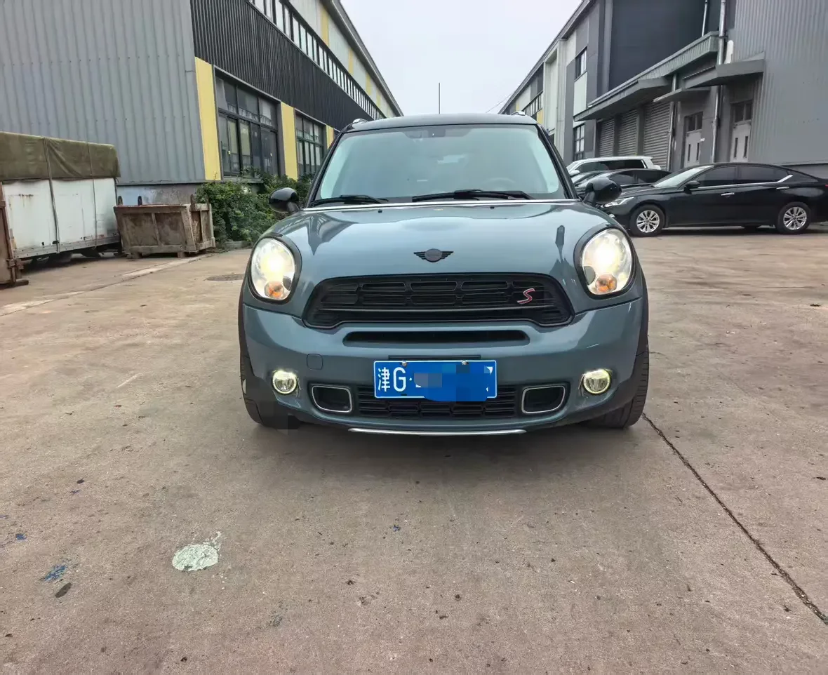 MINI COUNTRYMAN