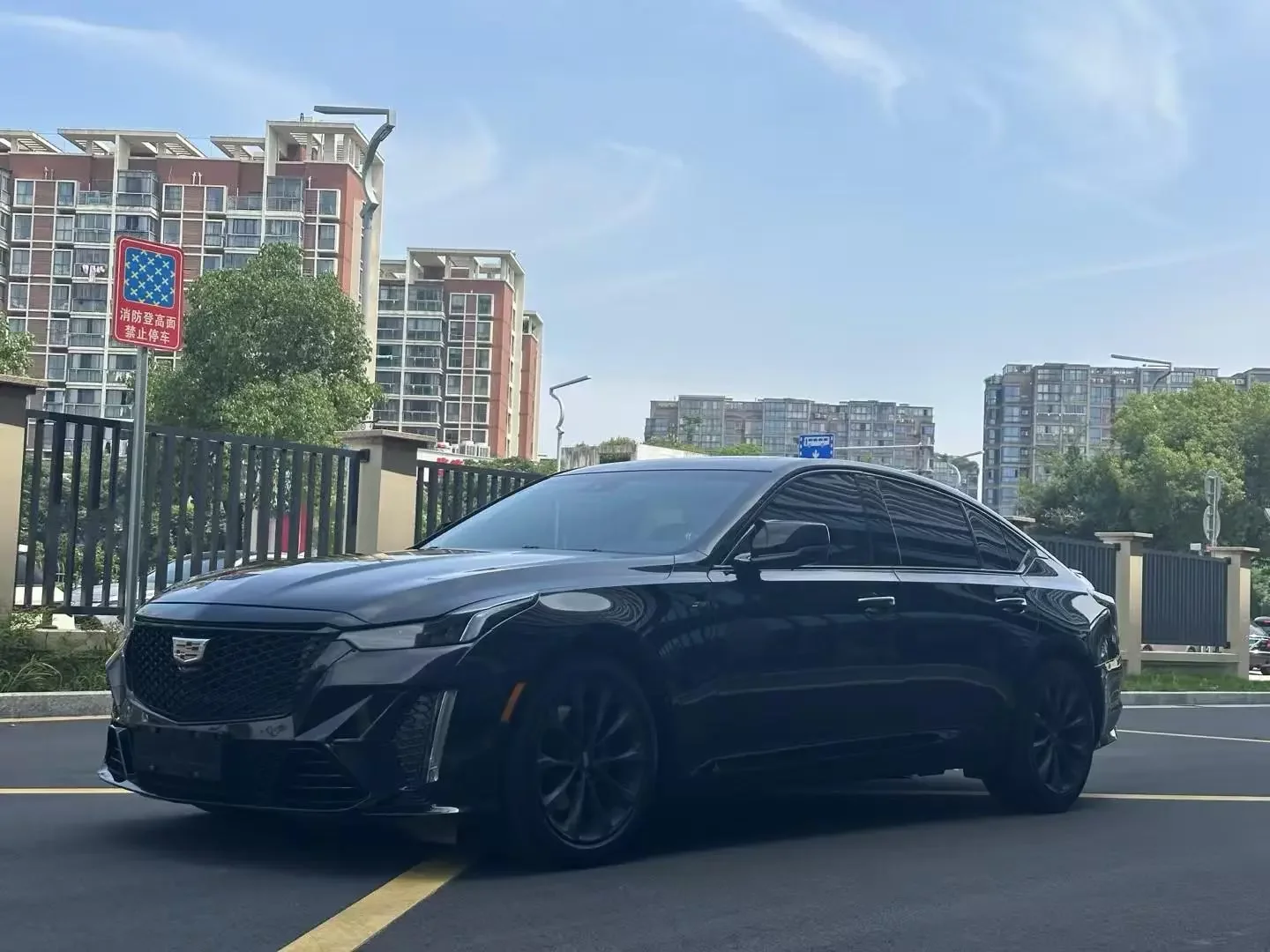 Cadillac CT5  из Китая