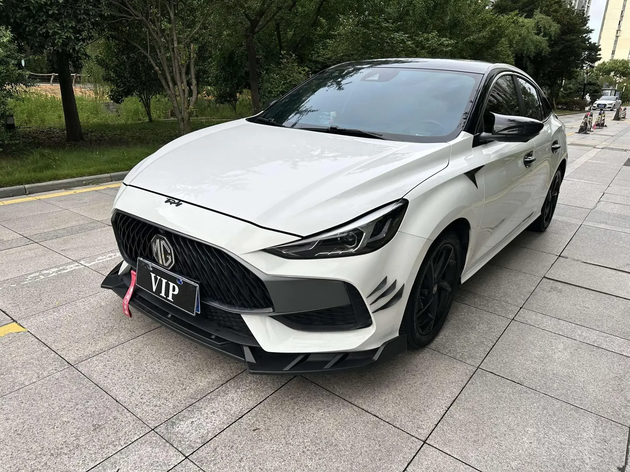 MG 5