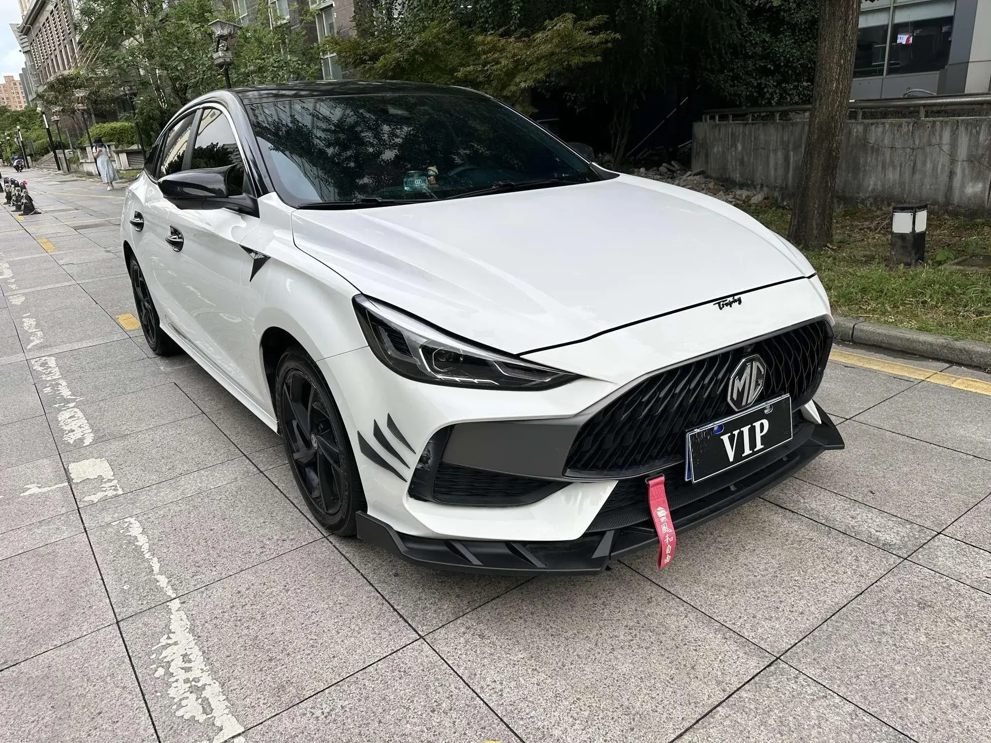 MG 5
