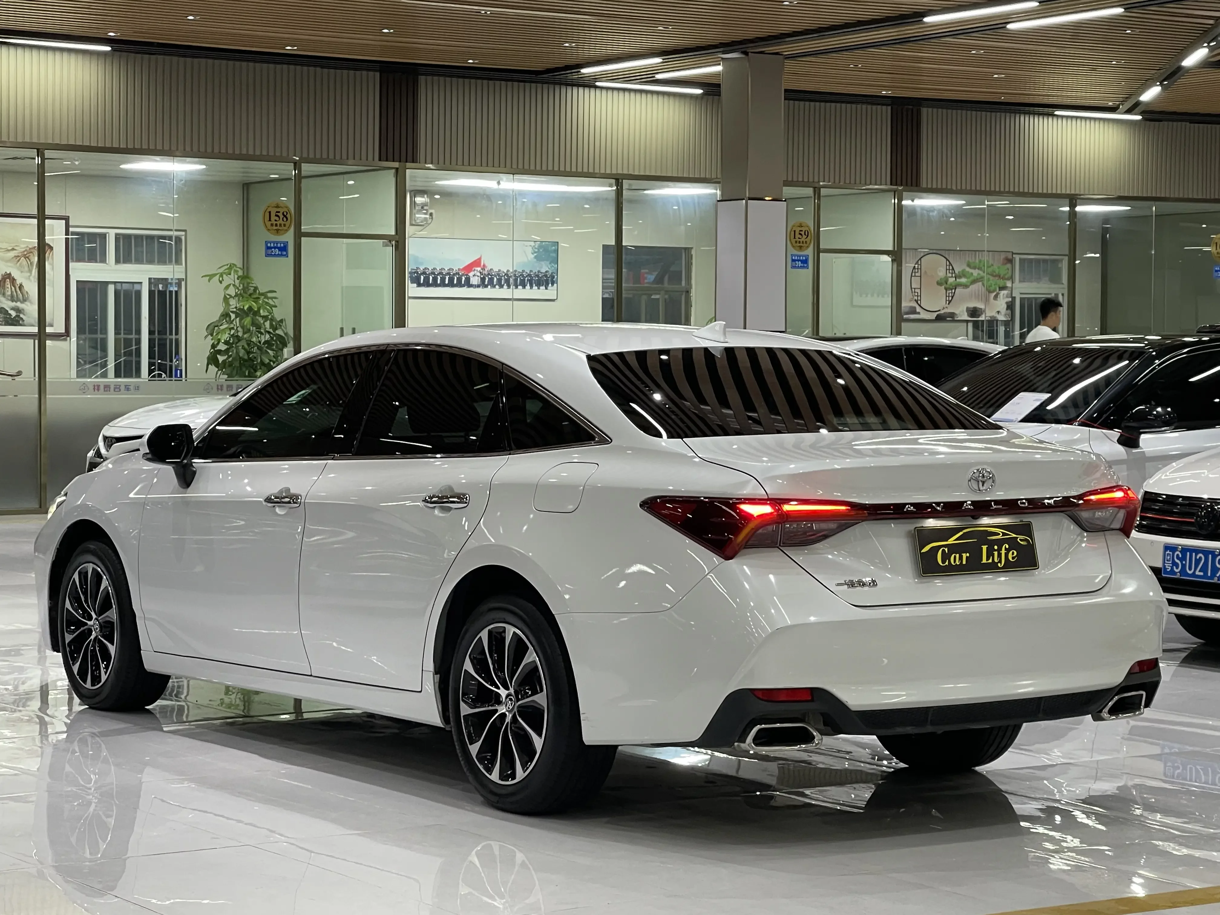 Toyota Avalon