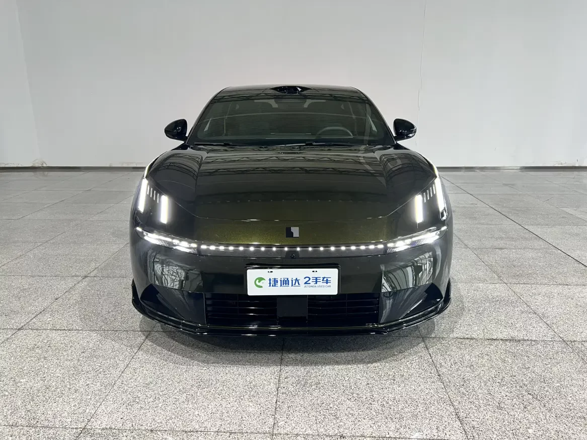 Lynk & Co 10 EM-P