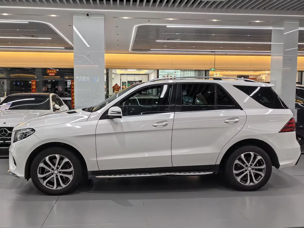 Mercedes-Benz GLE (Imported)