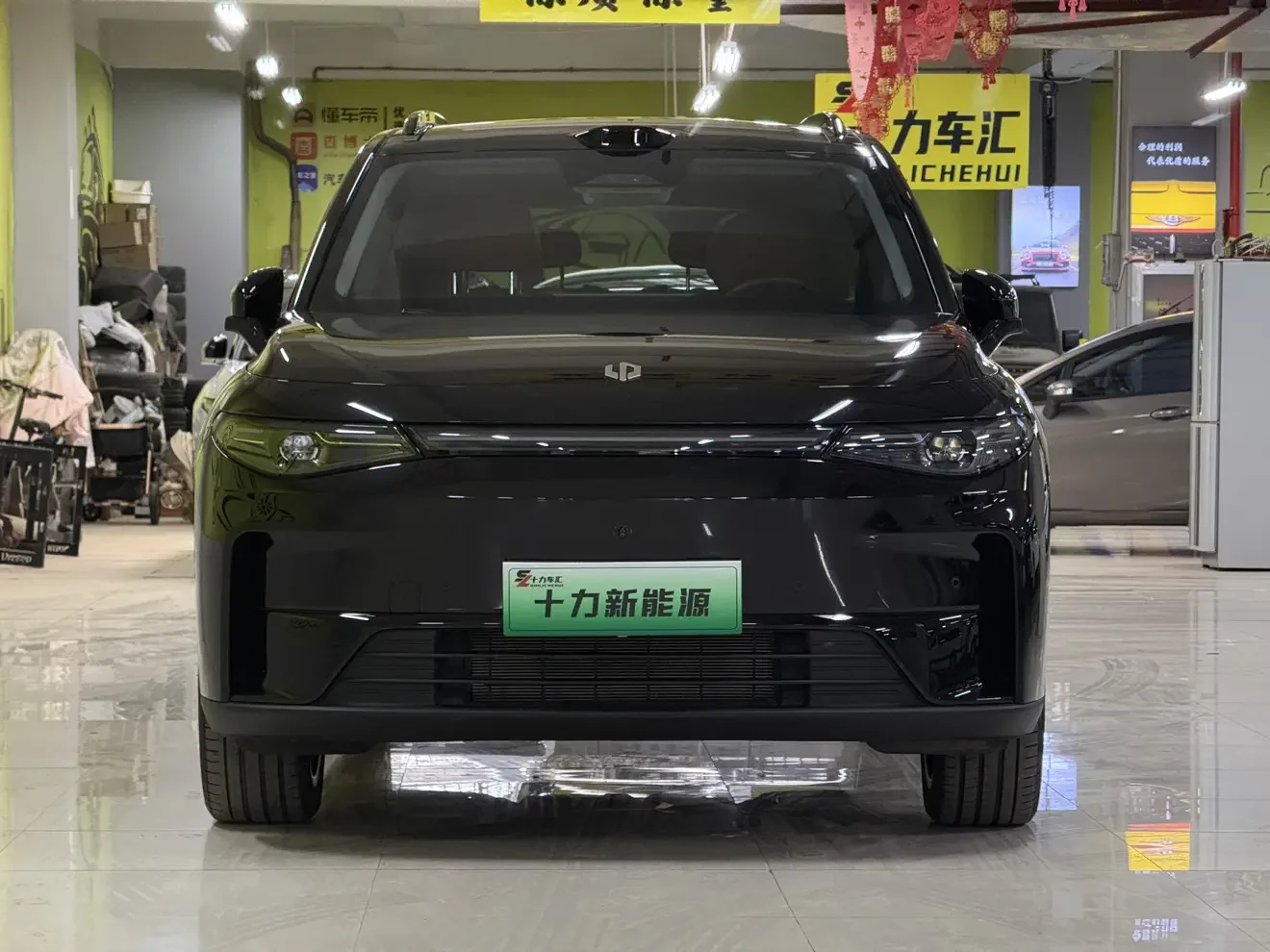 Leapmotor C16