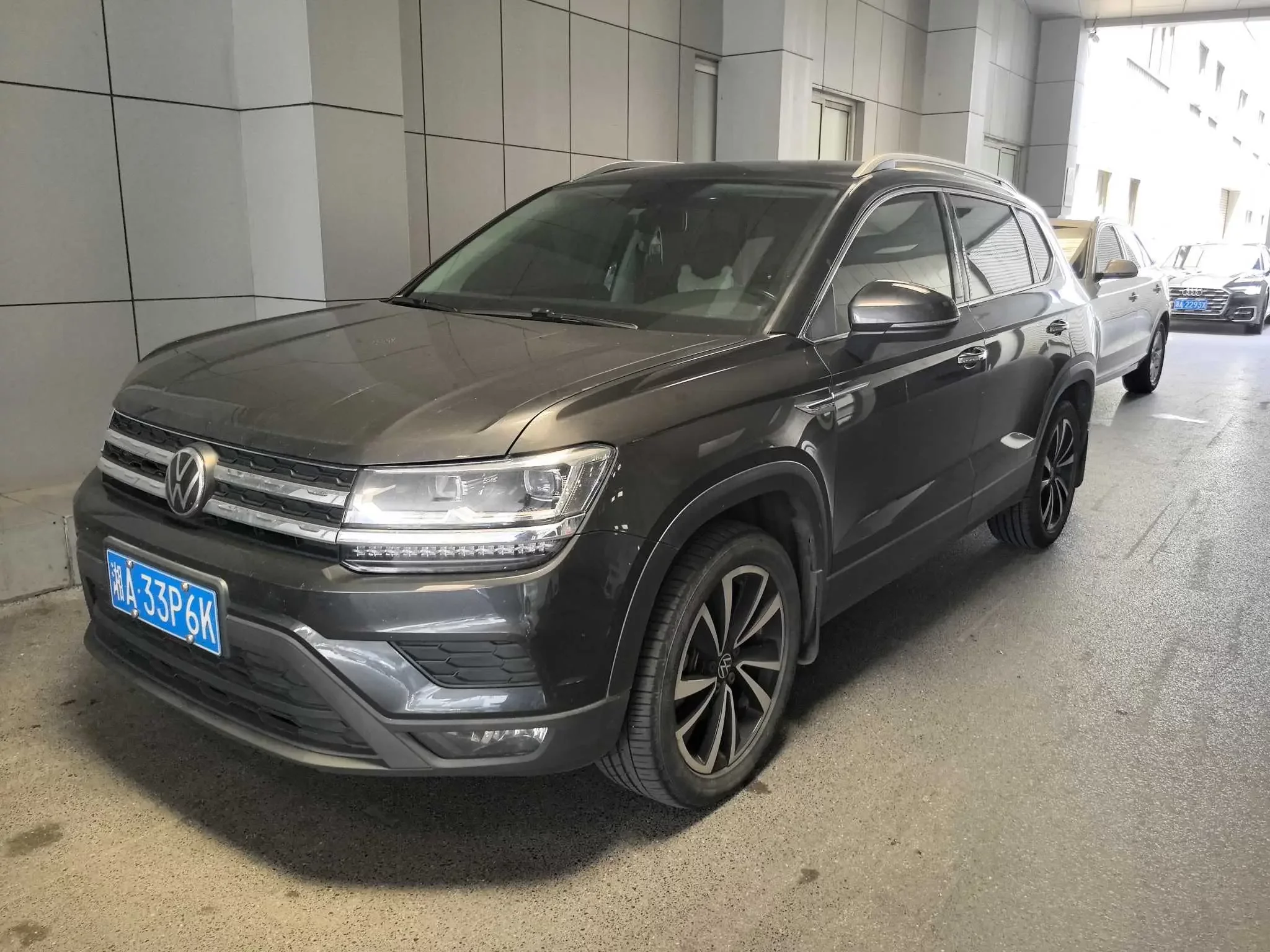 Volkswagen Tharu