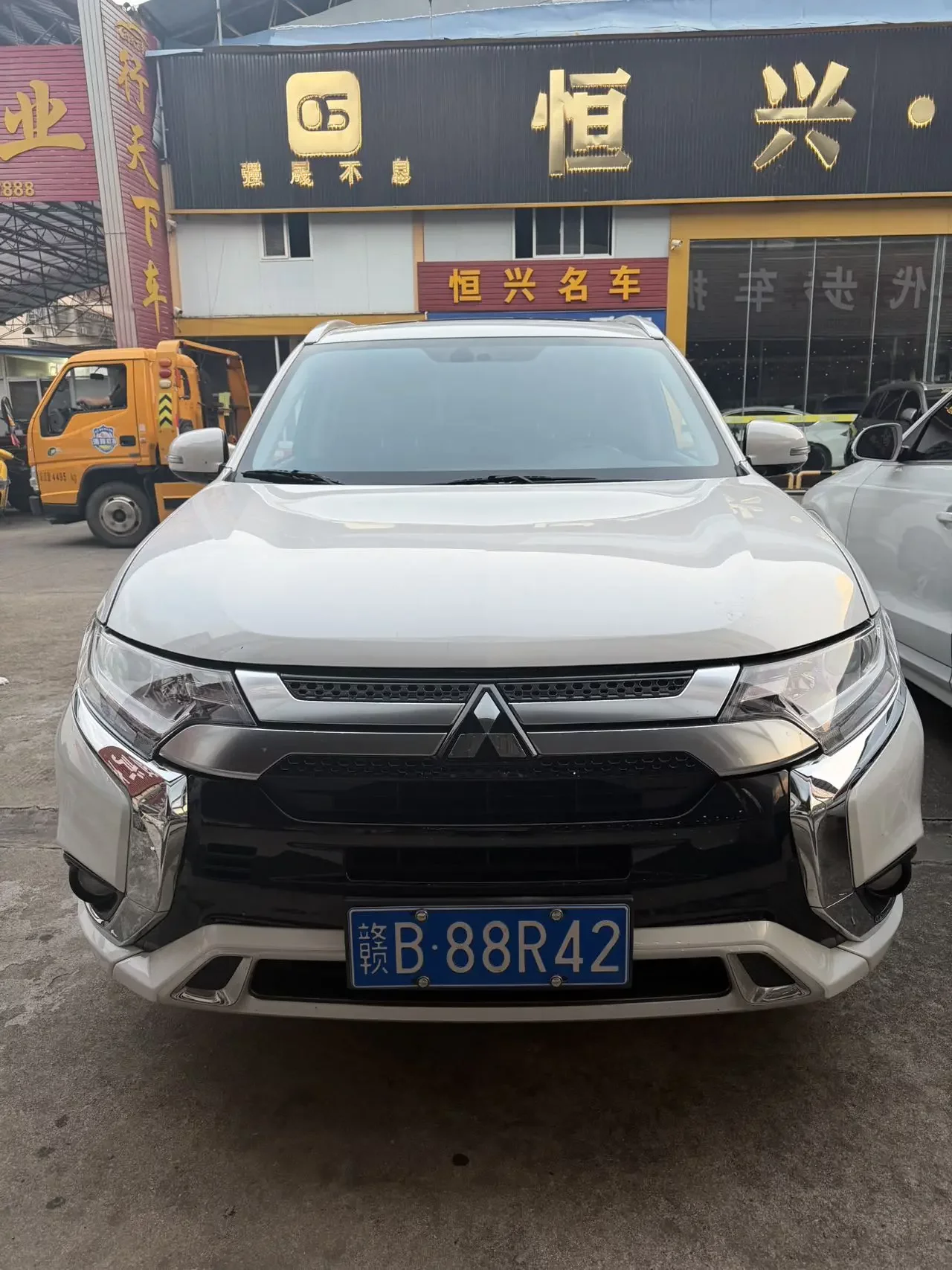 Mitsubishi Outlander  из Китая