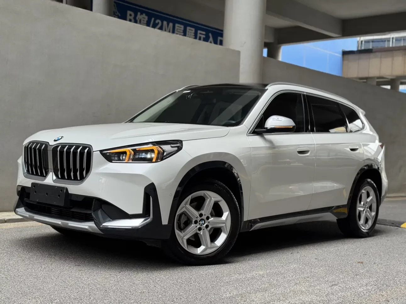 BMW X1