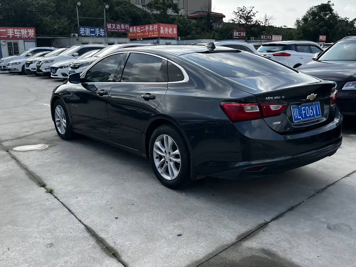 Chevrolet Malibu XL