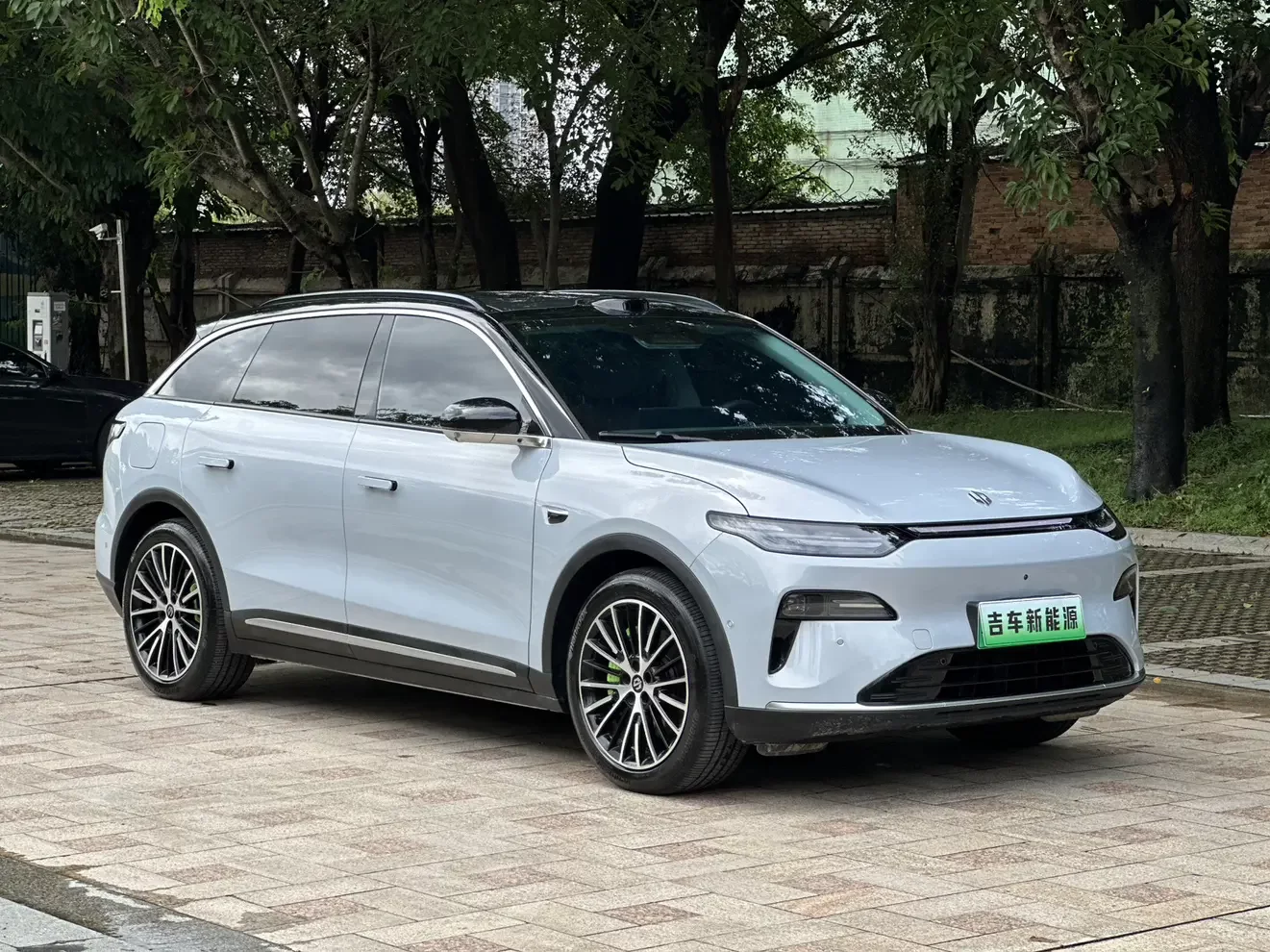 Leapmotor Zero running C11