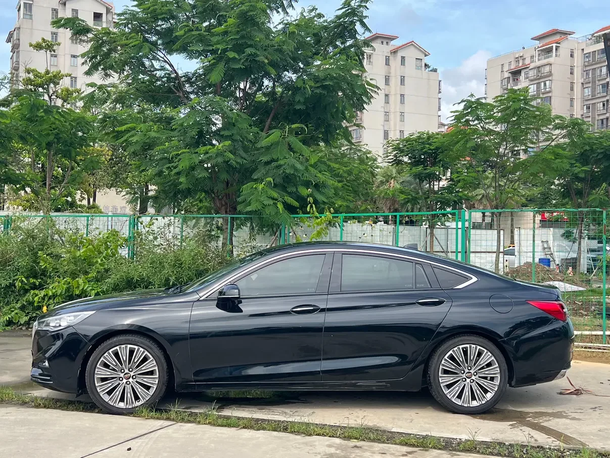 Hongqi H5 classic