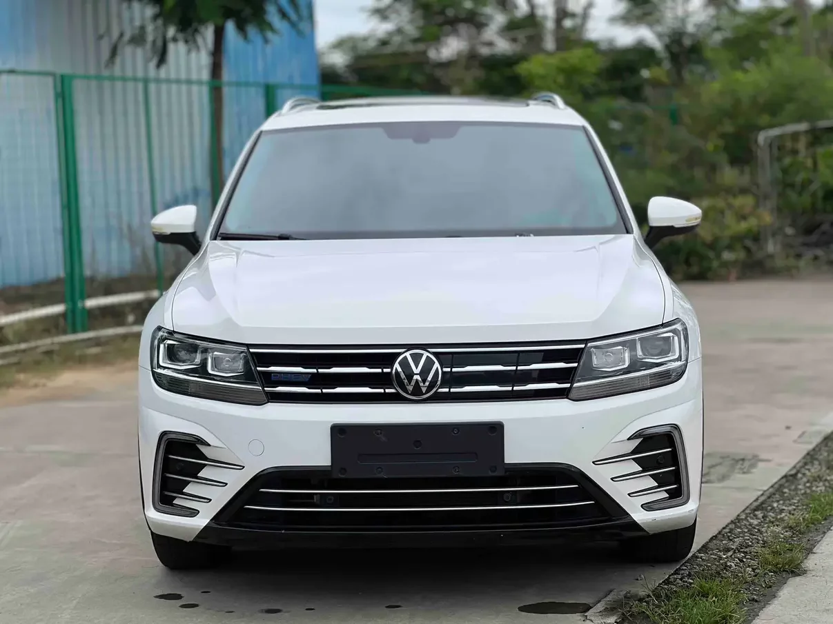 Volkswagen Tiguan L PHEV