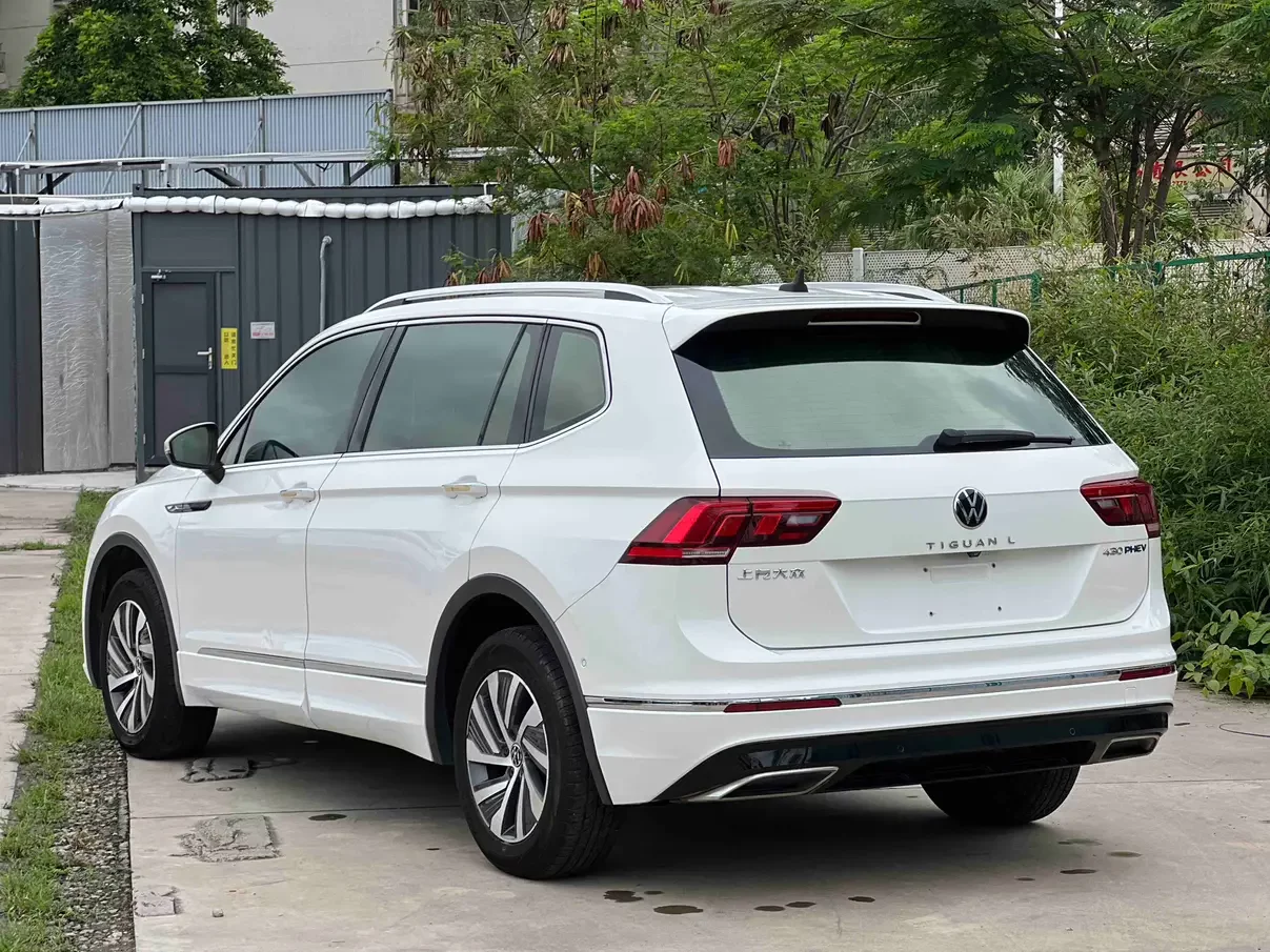 Volkswagen Tiguan L PHEV