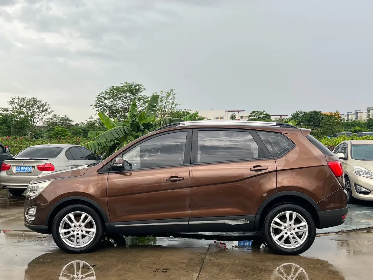 Baojun 560