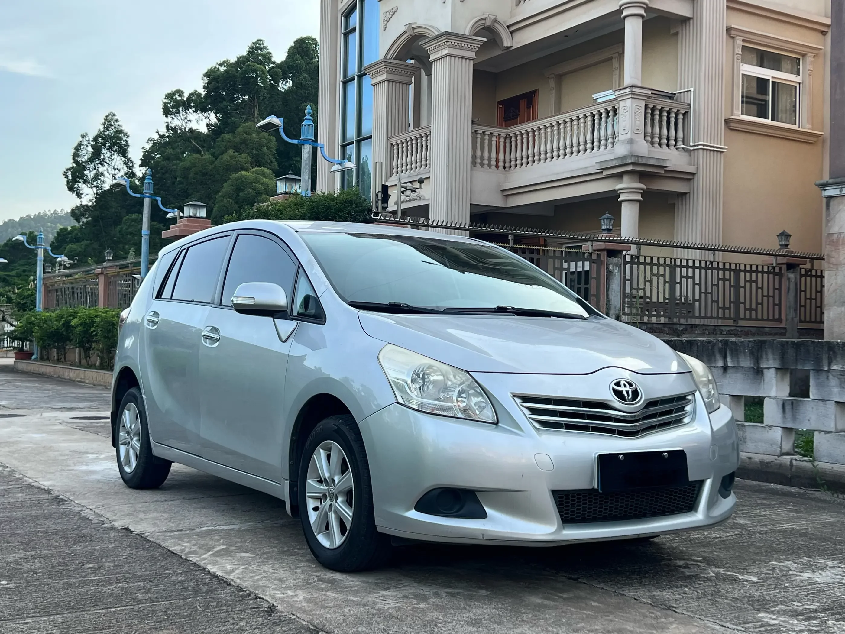 Toyota Verso / EZ