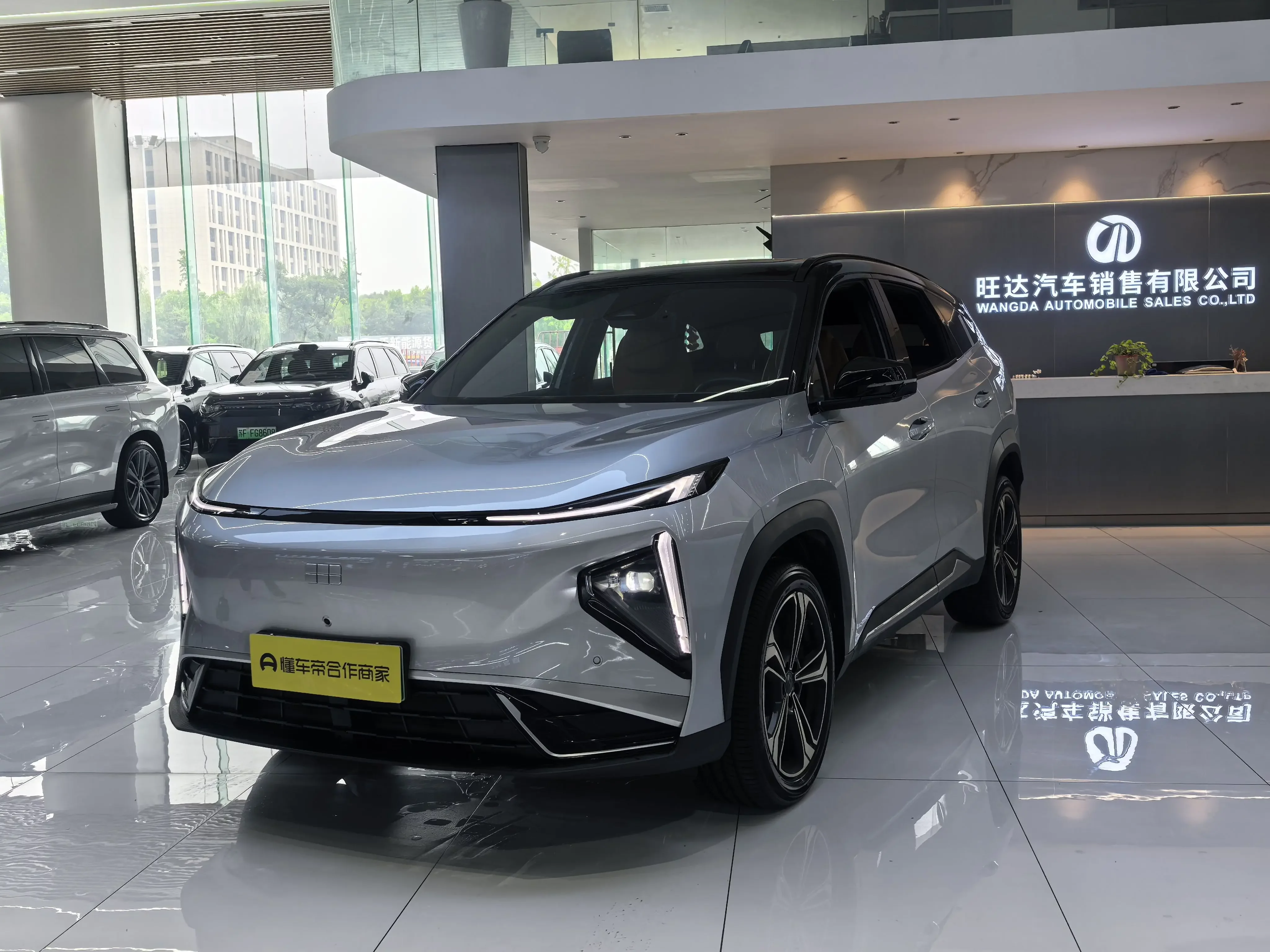Geely Galaxy L7