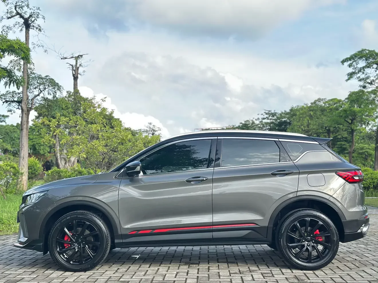 Geely Coolray SX11