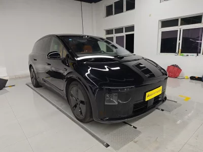 Li Ideal i8