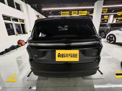 Li Ideal i8
