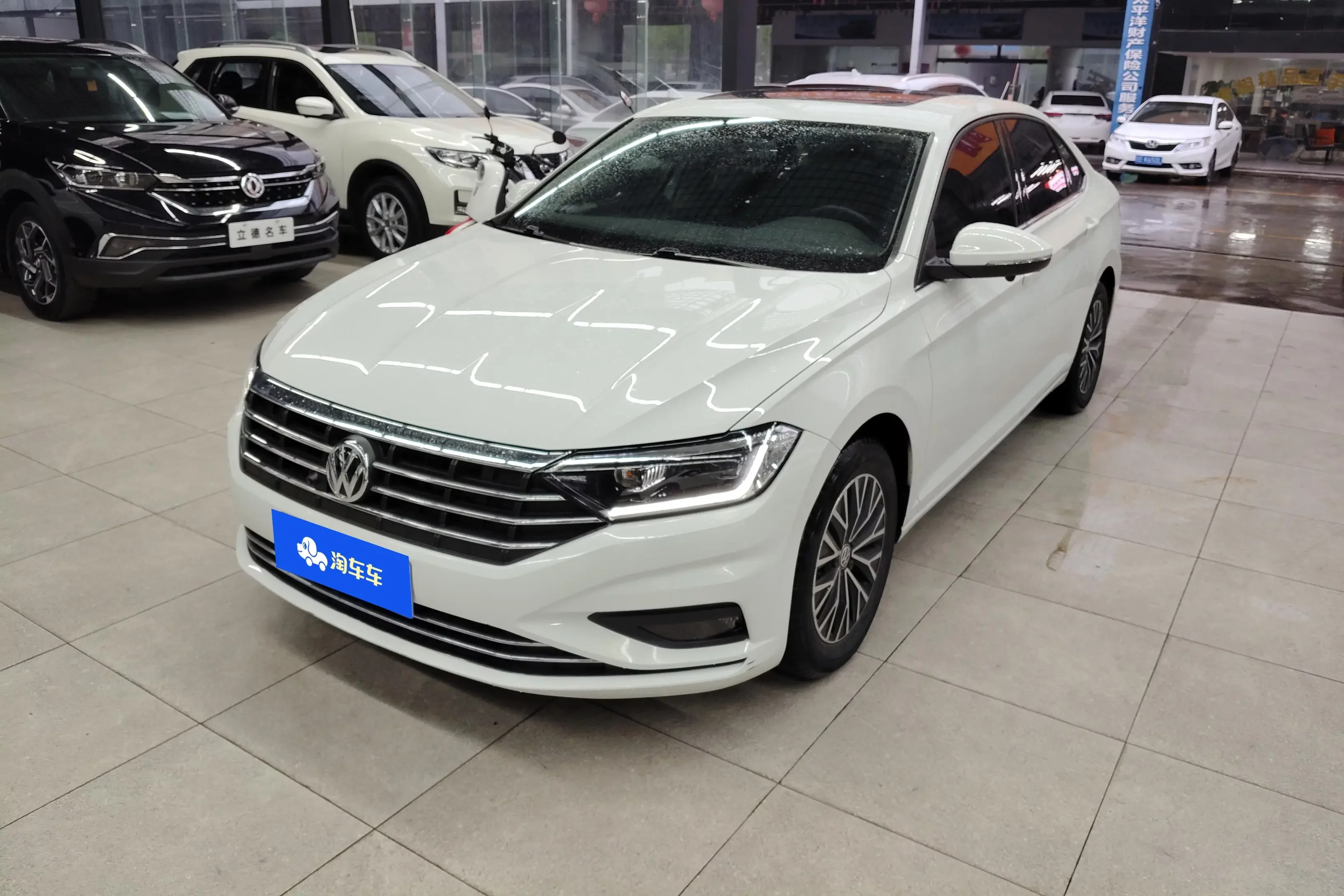 Volkswagen Sagitar