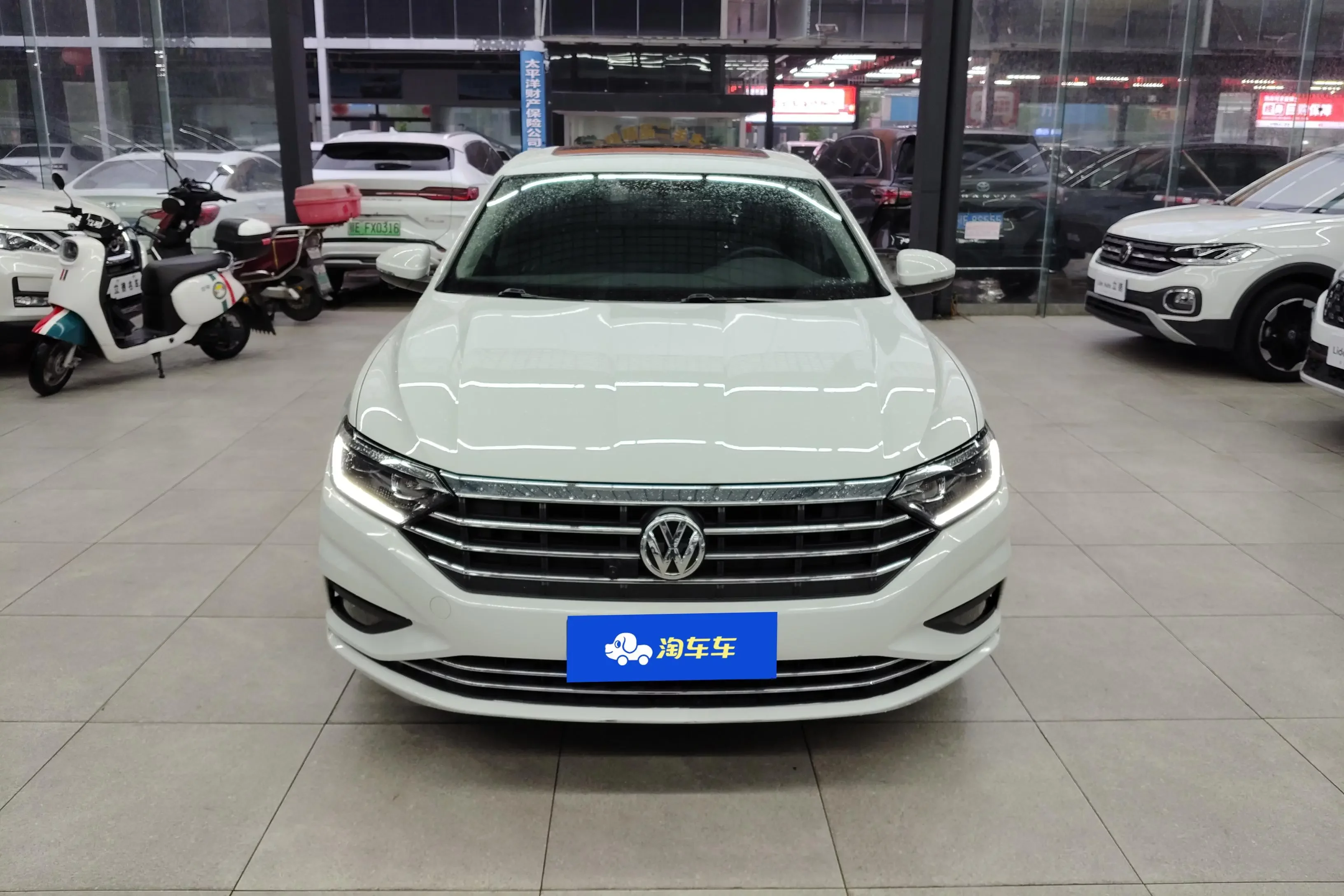 Volkswagen Sagitar