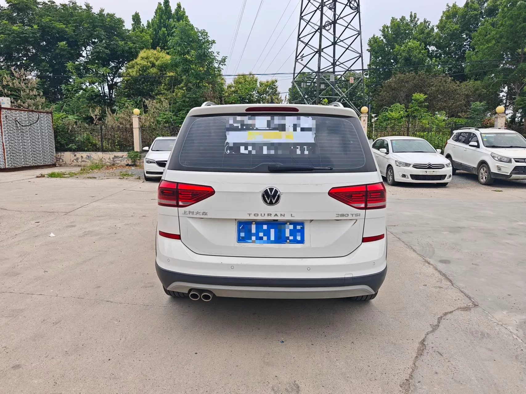 Volkswagen Touran L