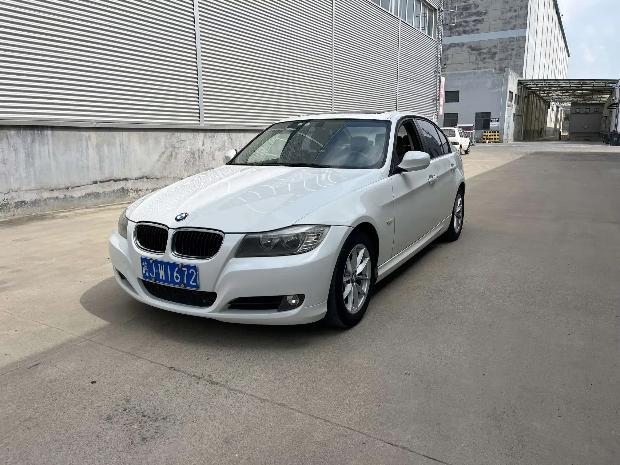 BMW 3 Series  из Китая