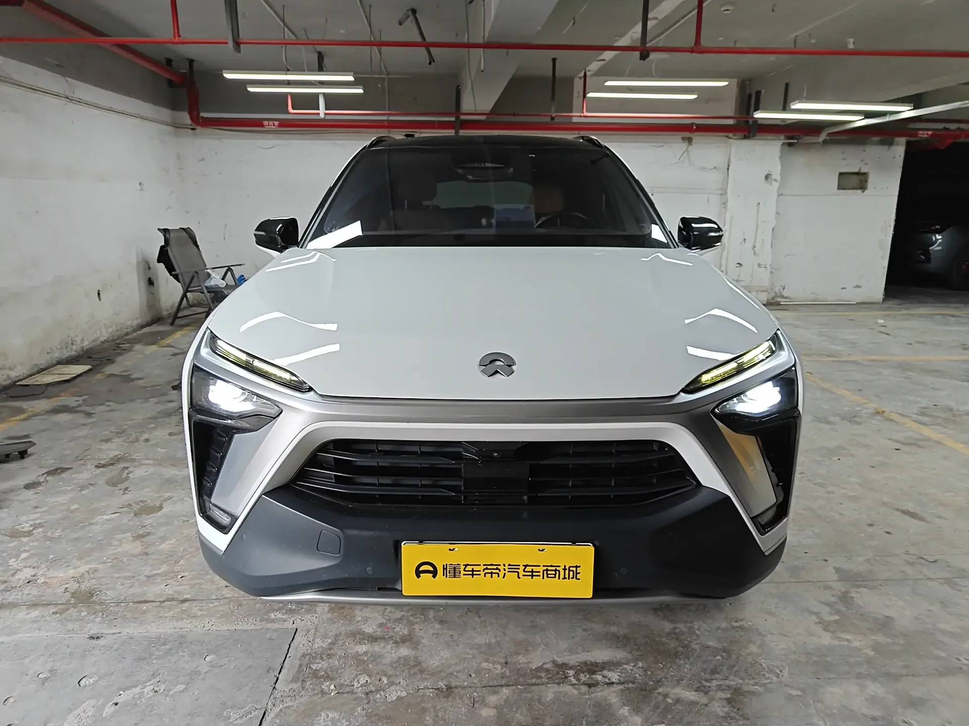 NIO ES8