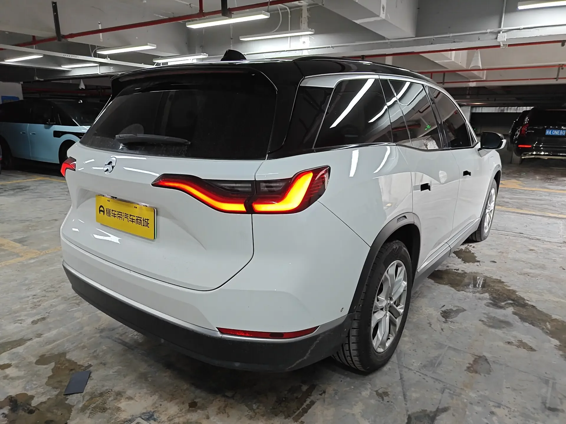 NIO ES8
