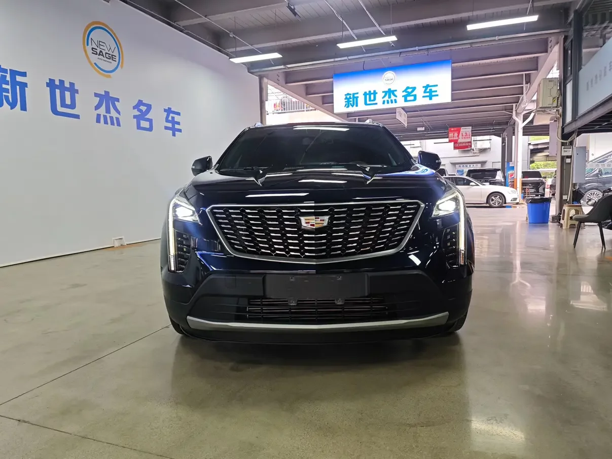 Cadillac XT4