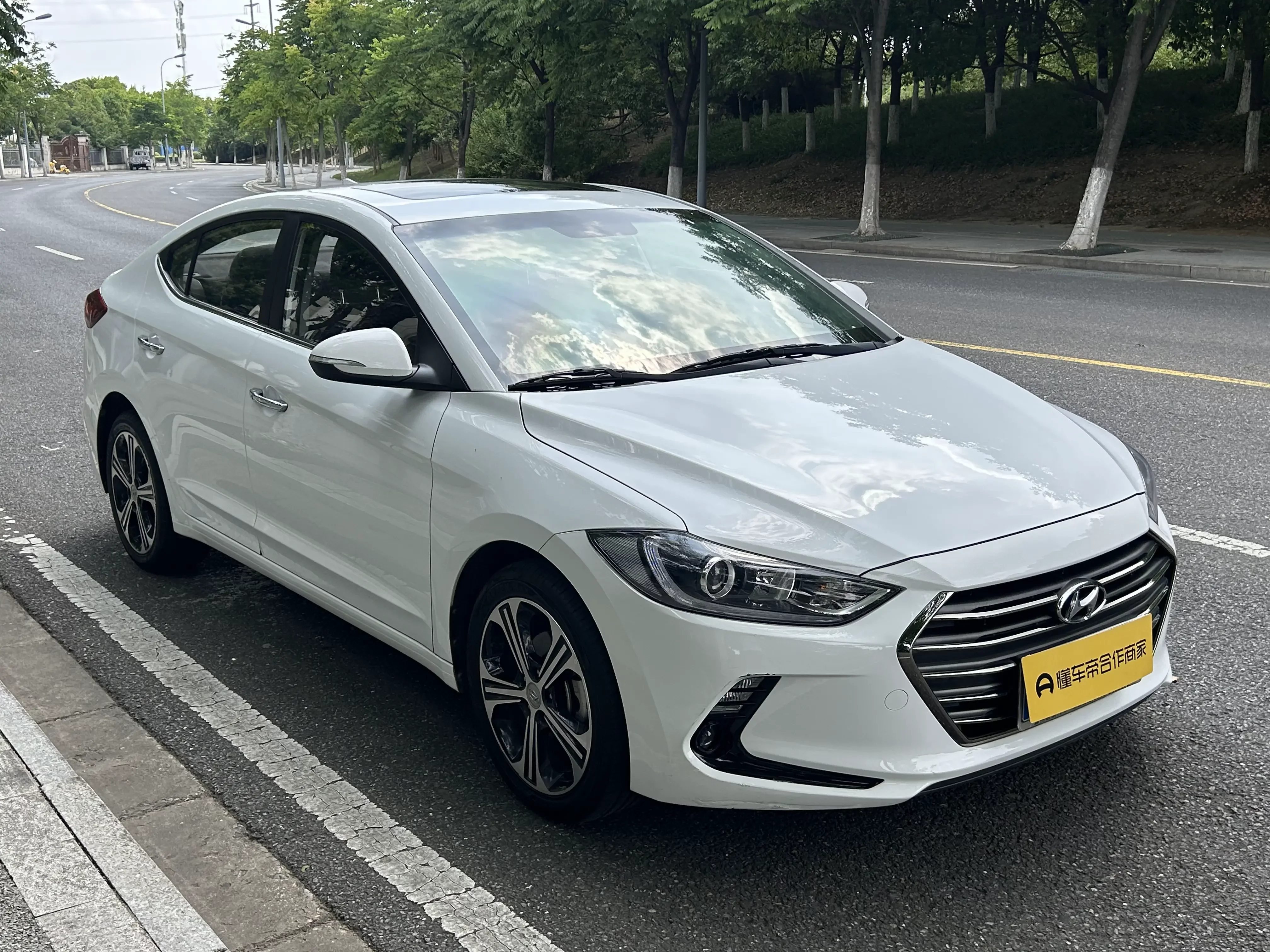 Hyundai lead