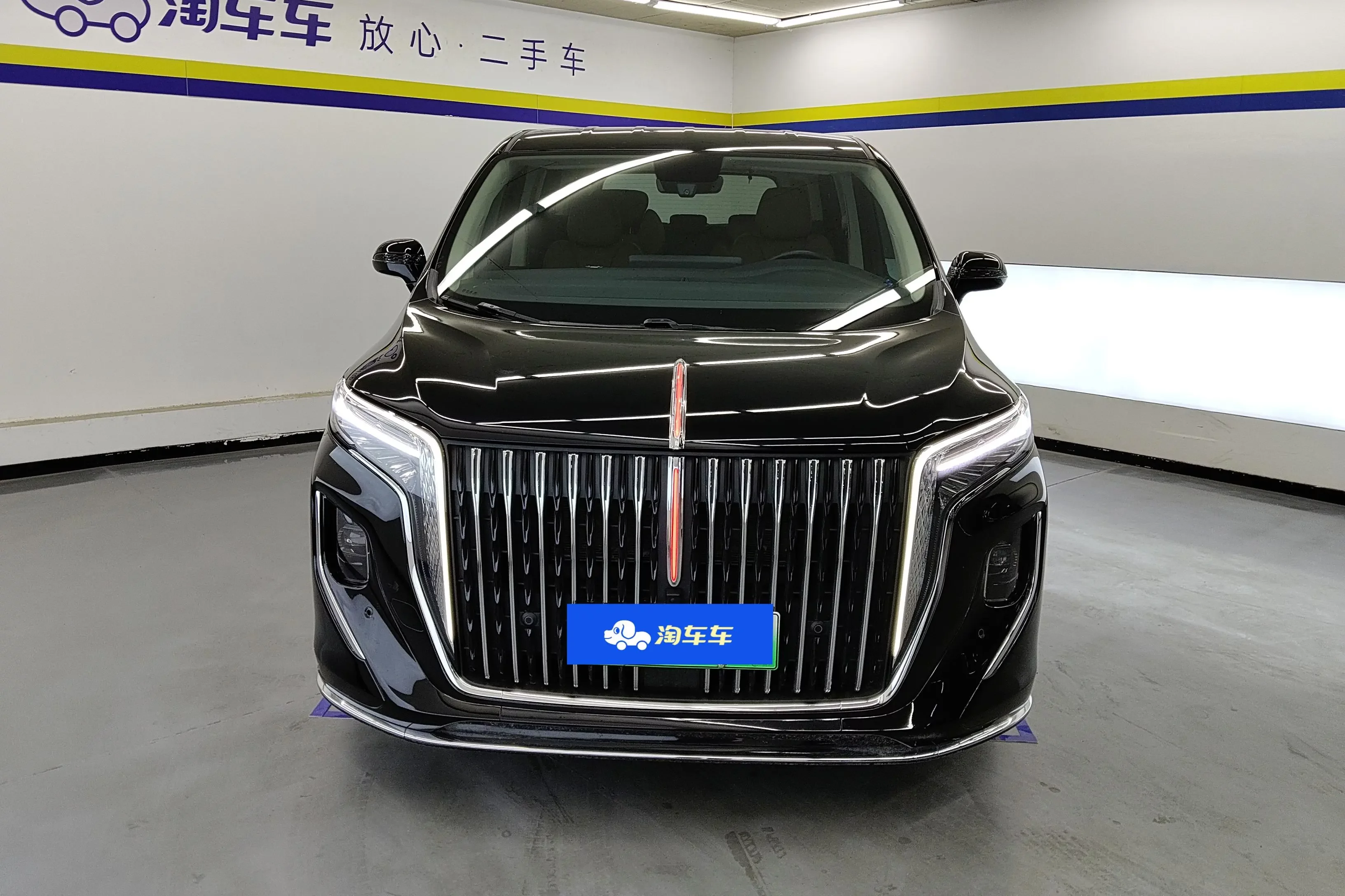 Hongqi HQ9 PHEV  из Китая