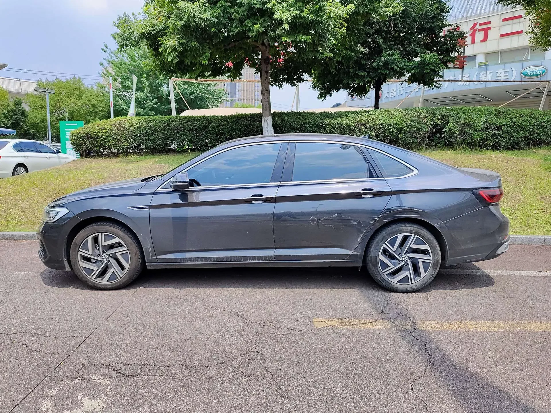 Volkswagen Sagitar