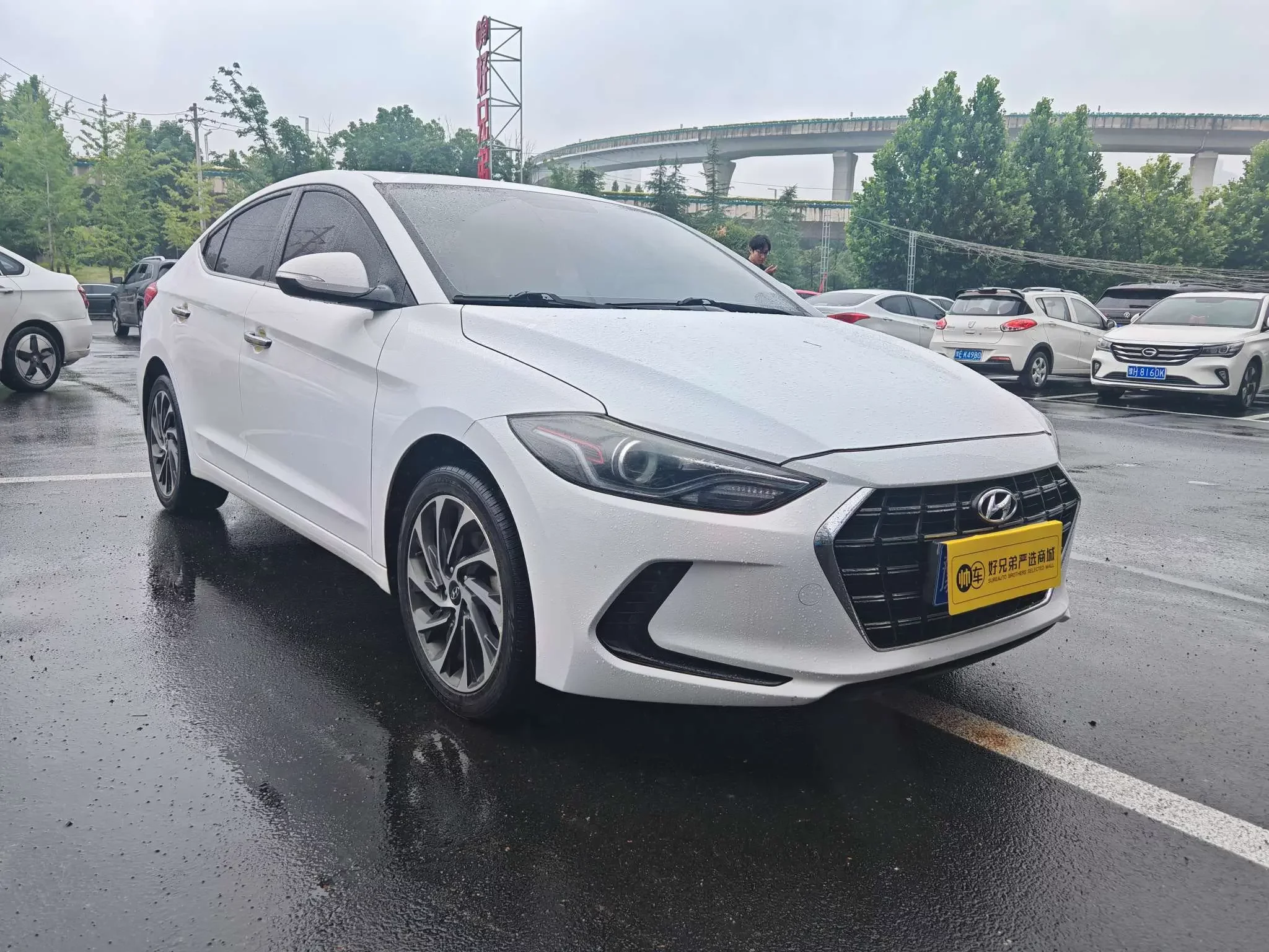 Hyundai lead