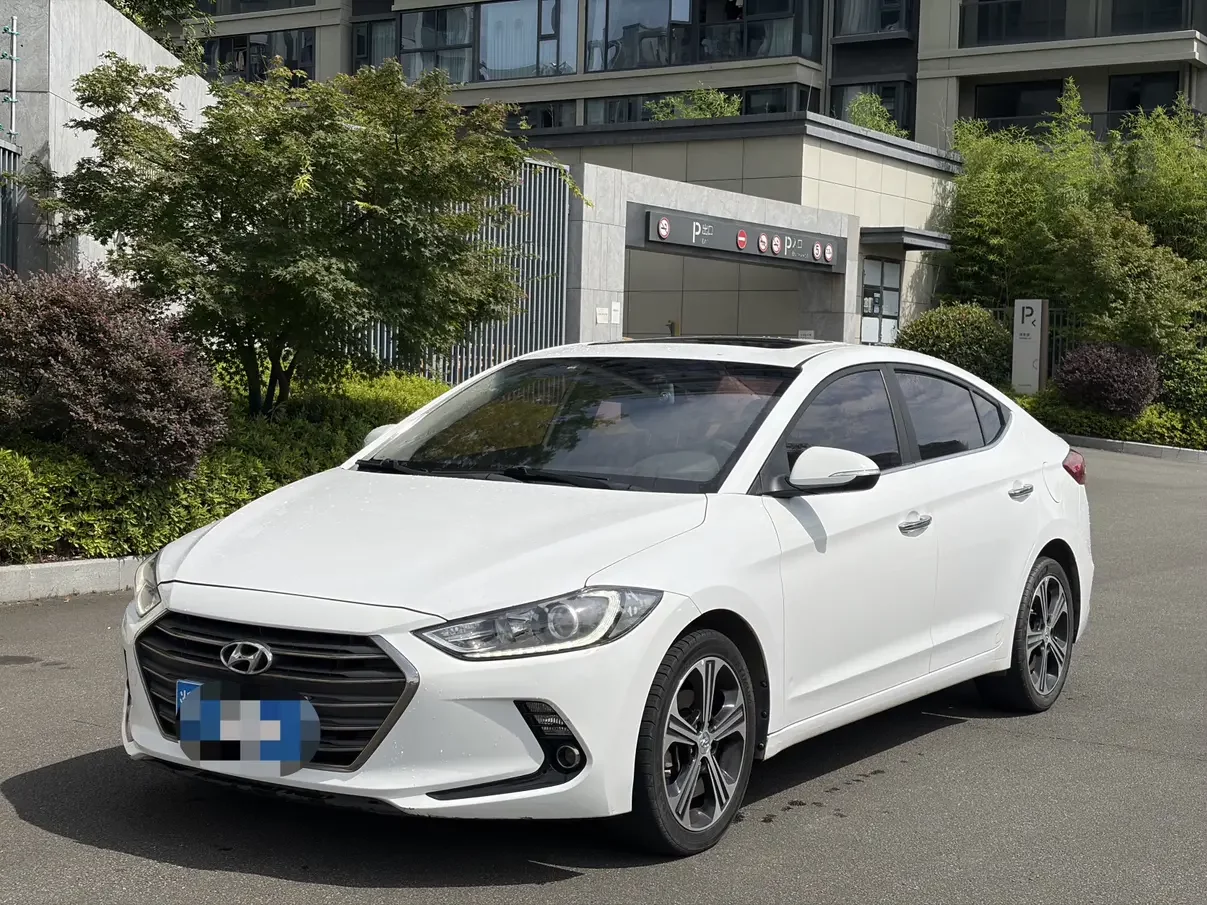 Hyundai lead