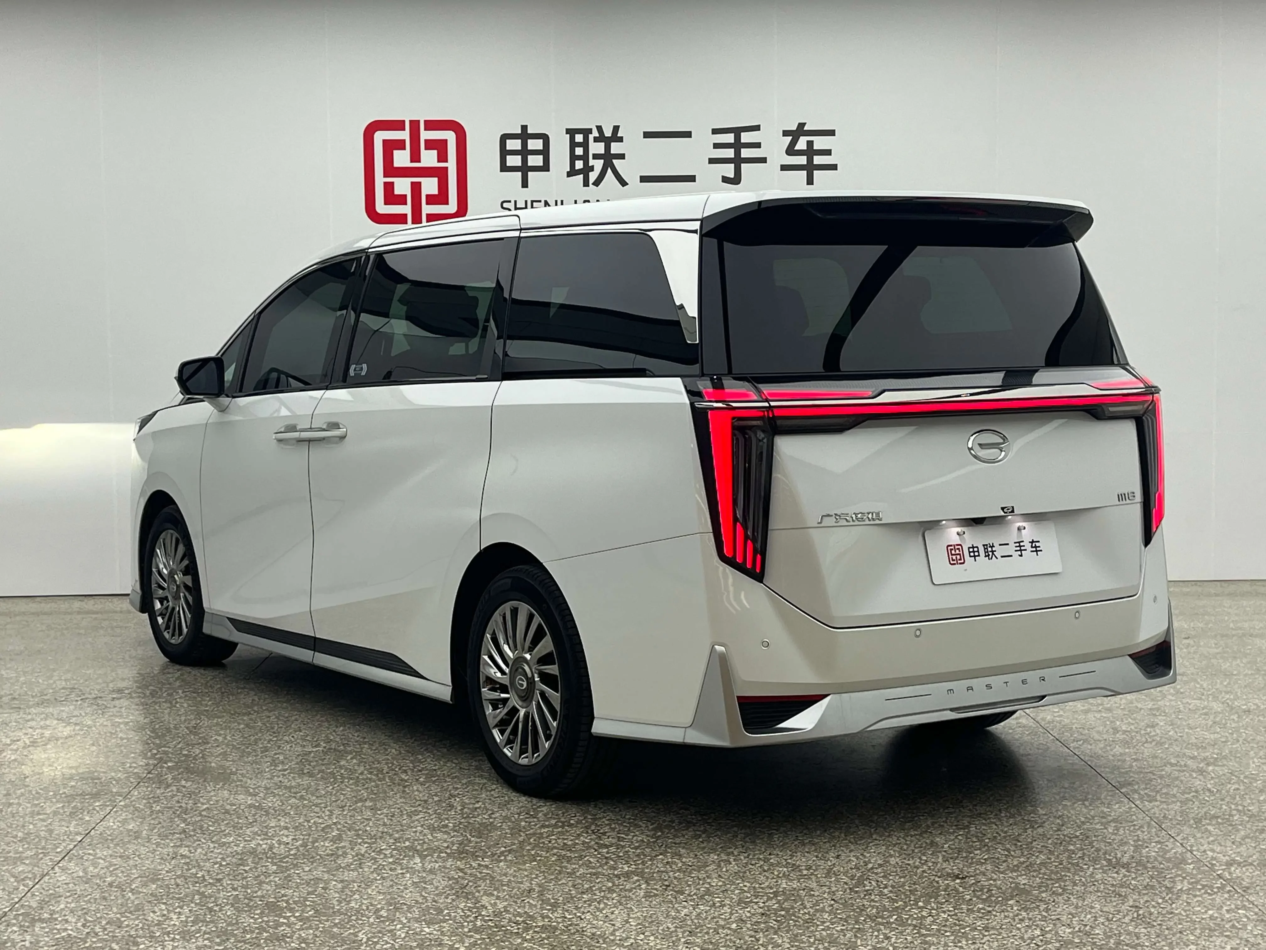 GAC Trumpchi M8