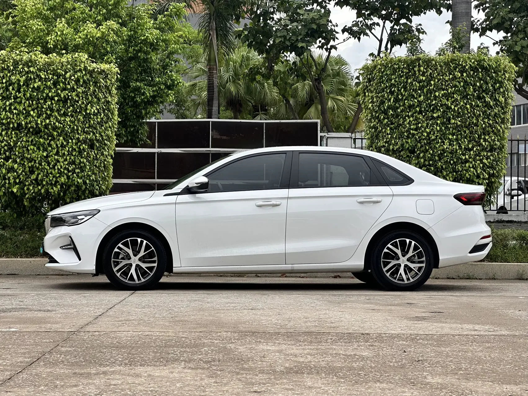 Geely emgrand