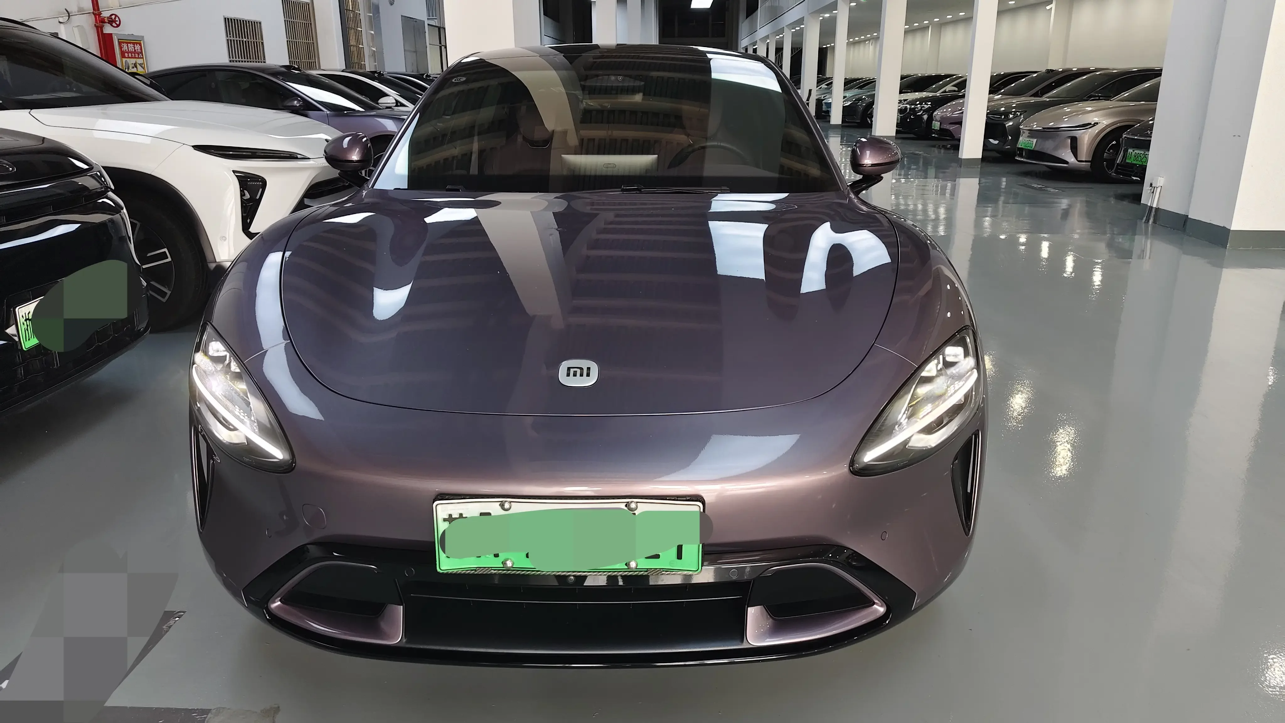 Xiaomi car Xiaomi SU7  из Китая