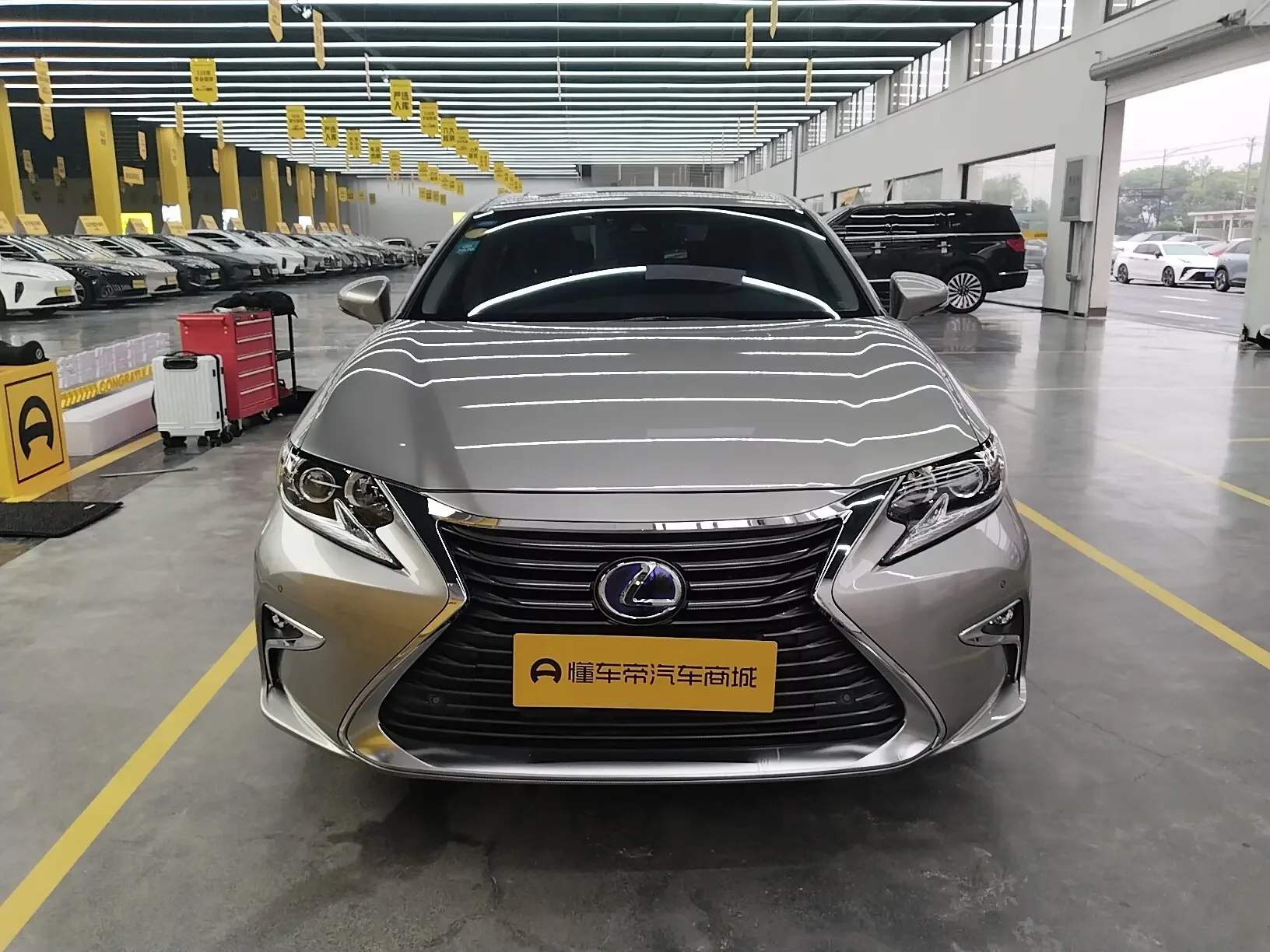 Lexus ES