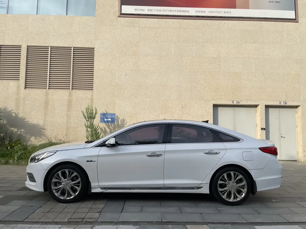 Hyundai sonata nine